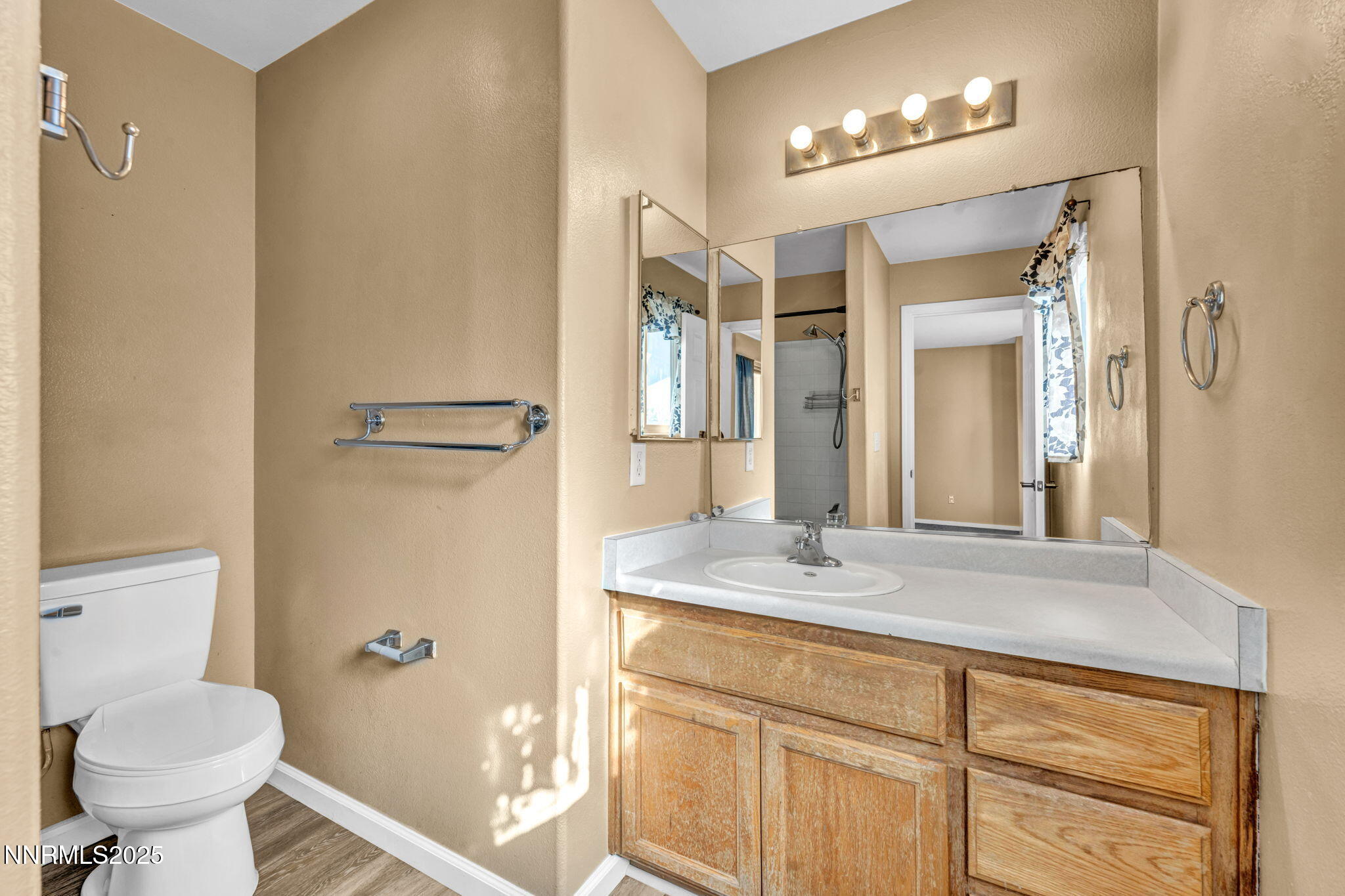 53-web-or-mls-103-michaelsen-dr