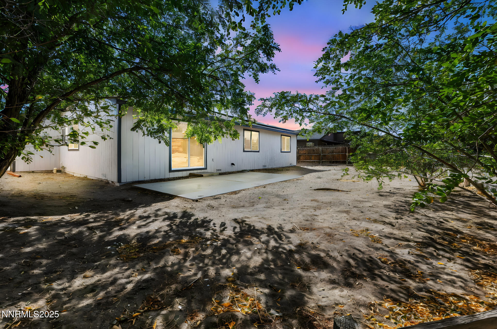 5-web-or-mls-103-michaelsen-dr