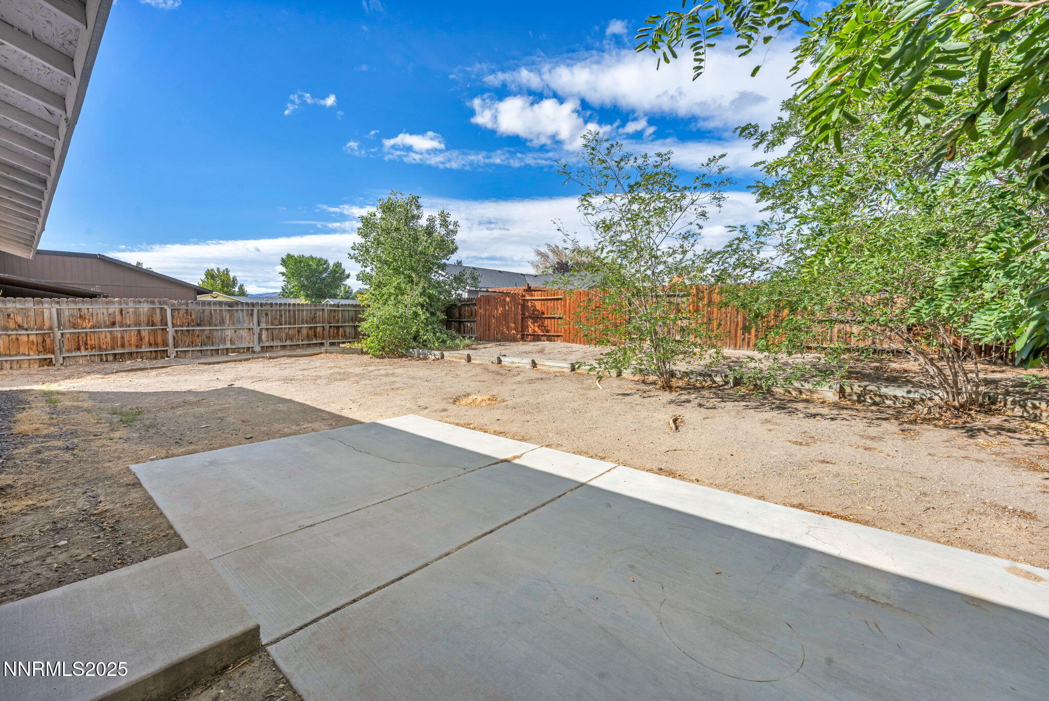 20-web-or-mls-103-michaelsen-dr