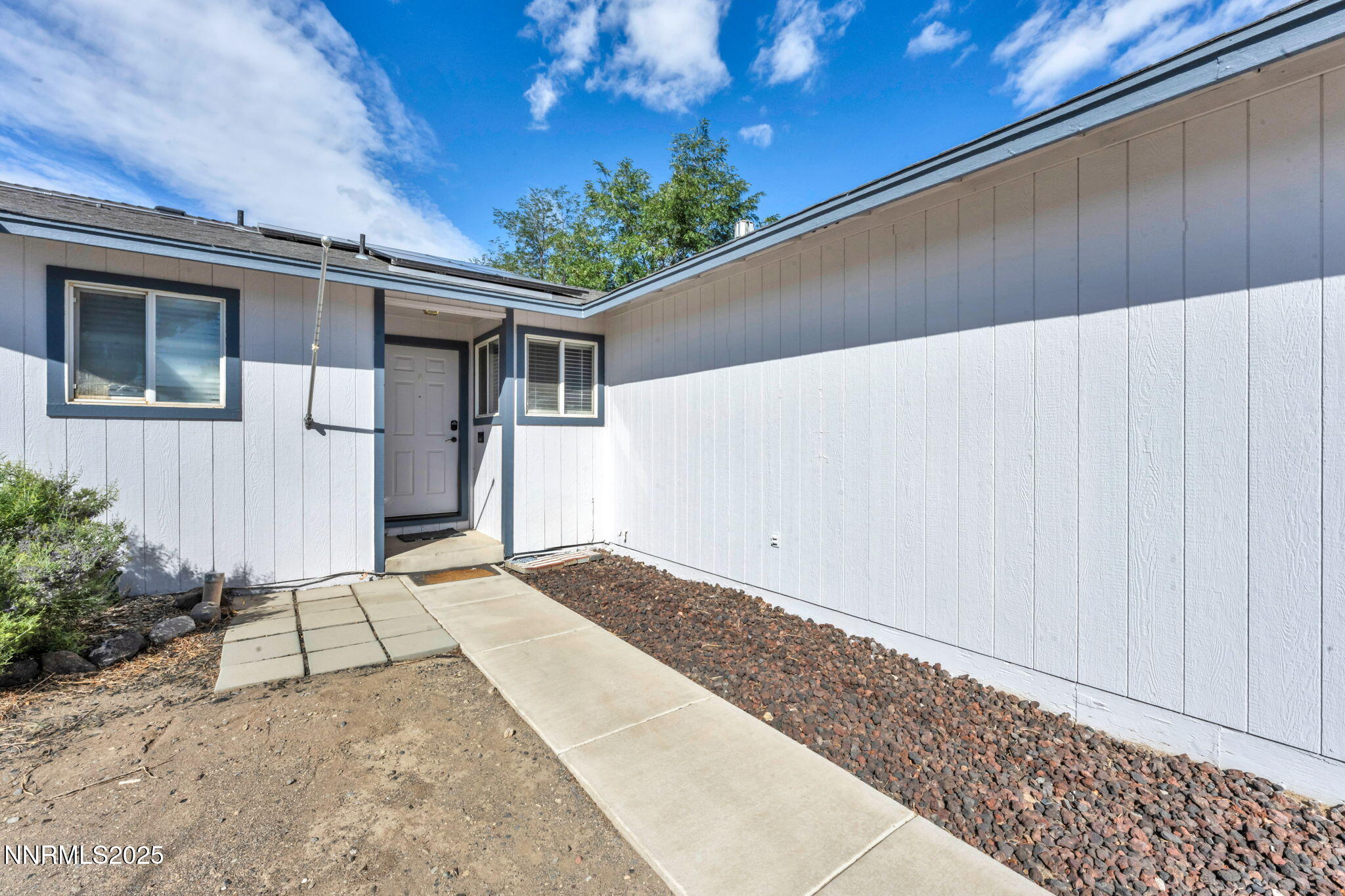 17-web-or-mls-103-michaelsen-dr