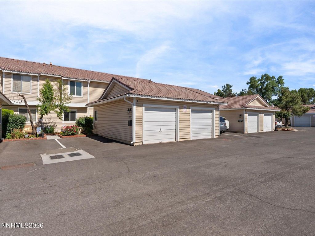 Photo of 1122 Bradley Square, Sparks, NV 89434 (MLS # 260004615)