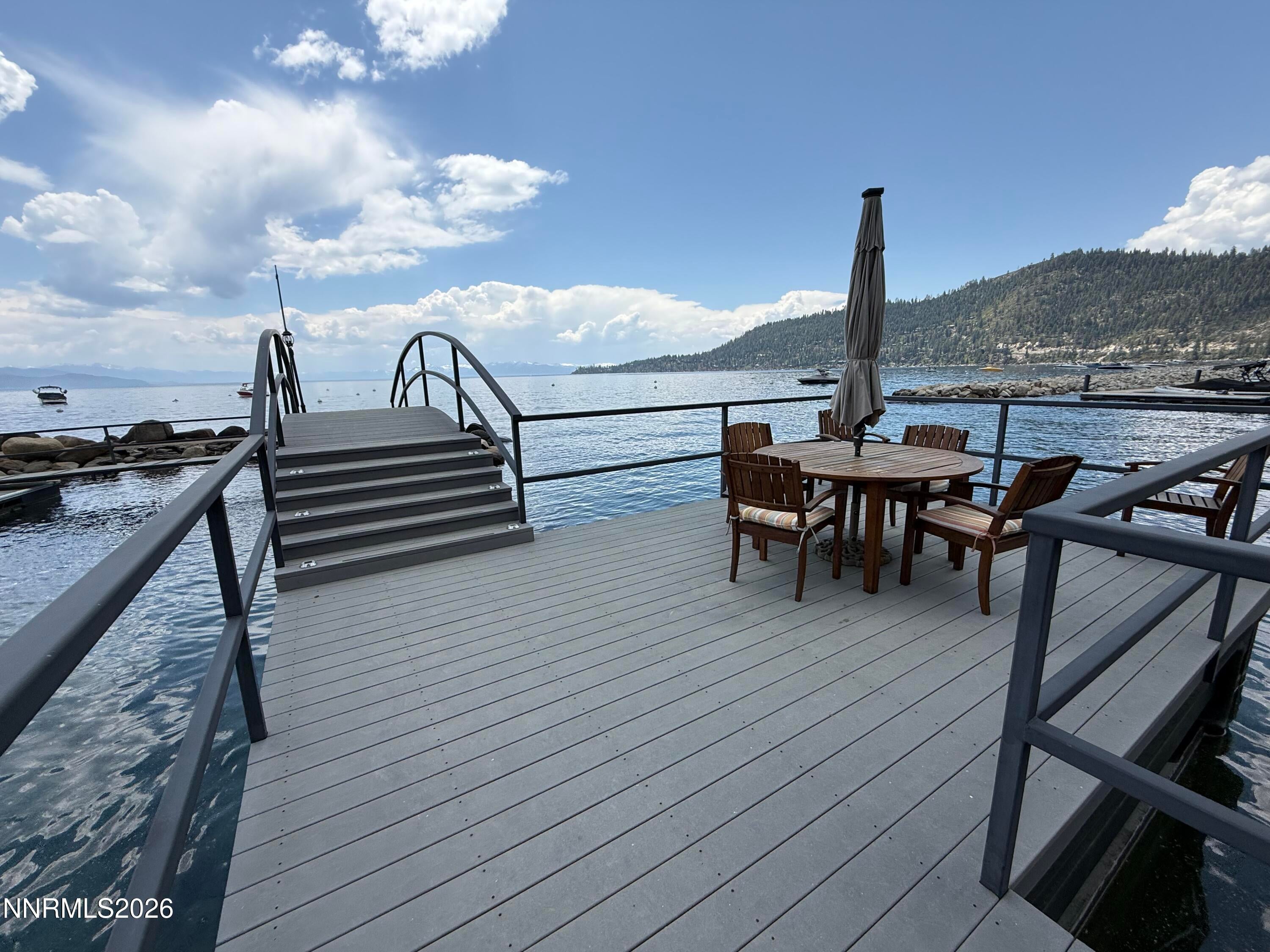 557 Lakeshore Boulevard # 103