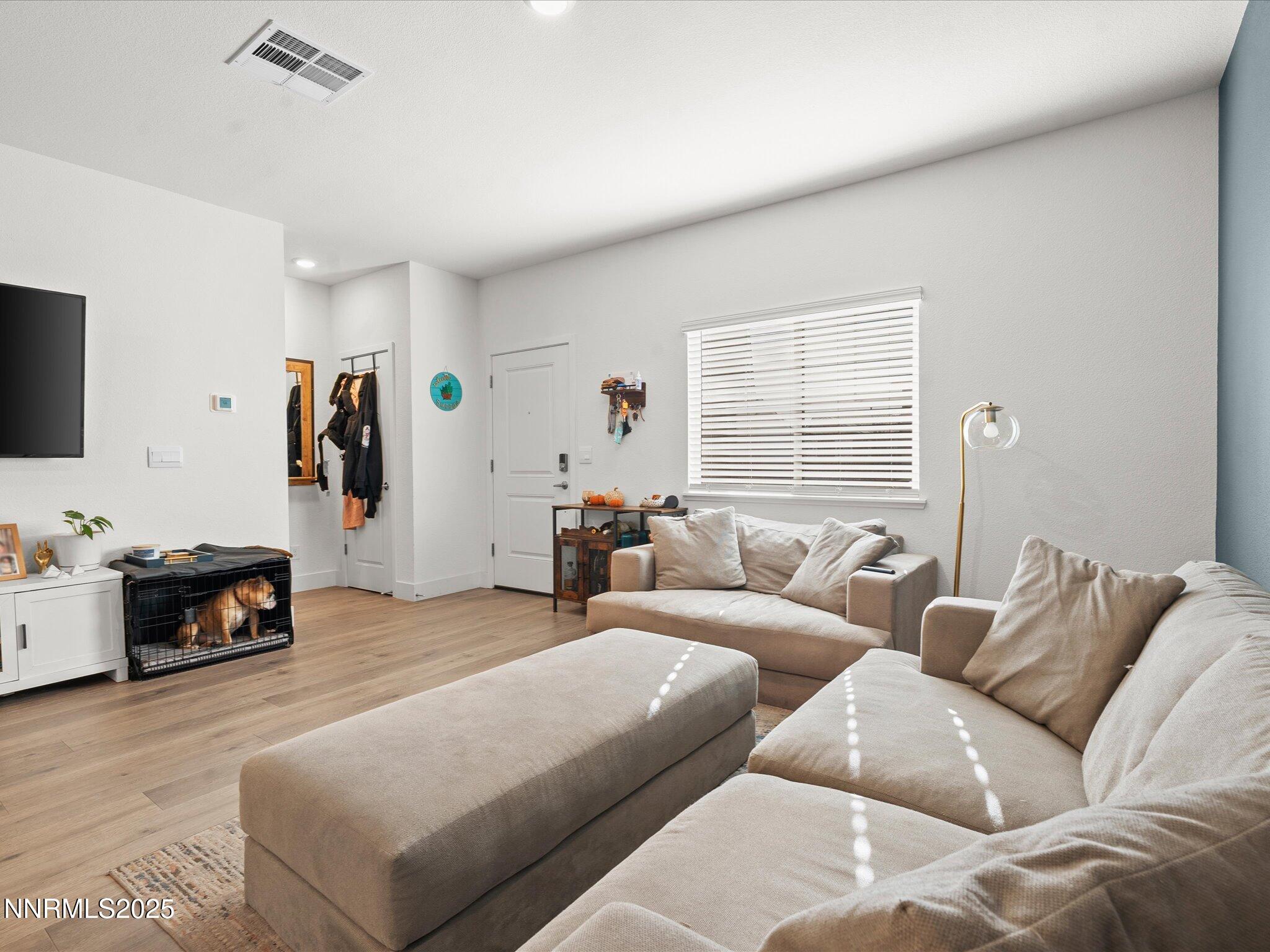 12-4232 Fawnridge Pl-NEW-111