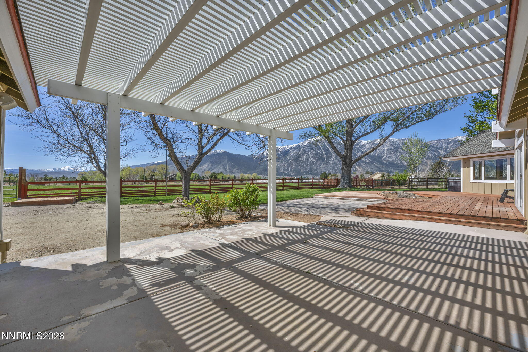 54-web-or-mls-1097-meadowlark-cir