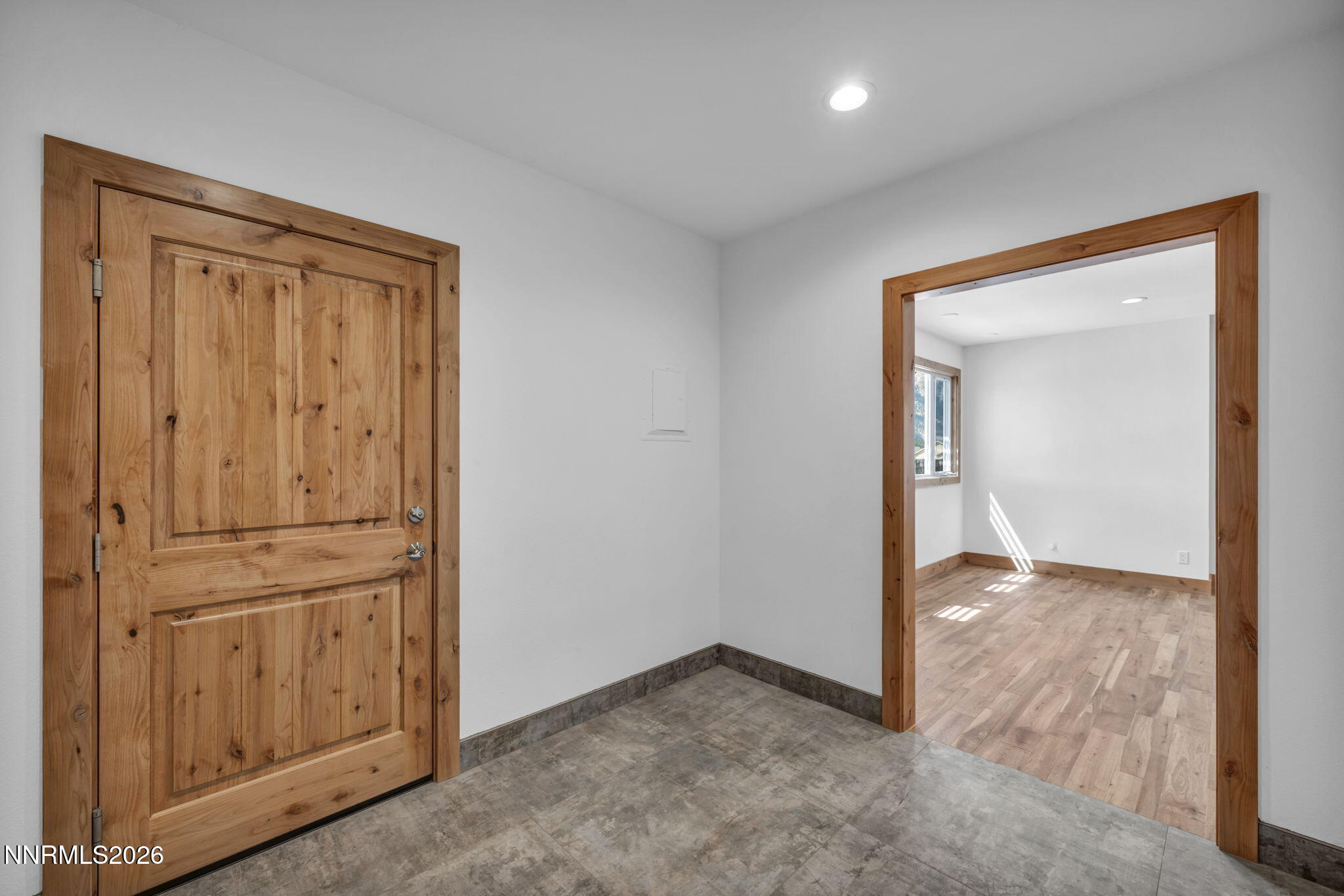 90-web-or-mls-1097-meadowlark-cir