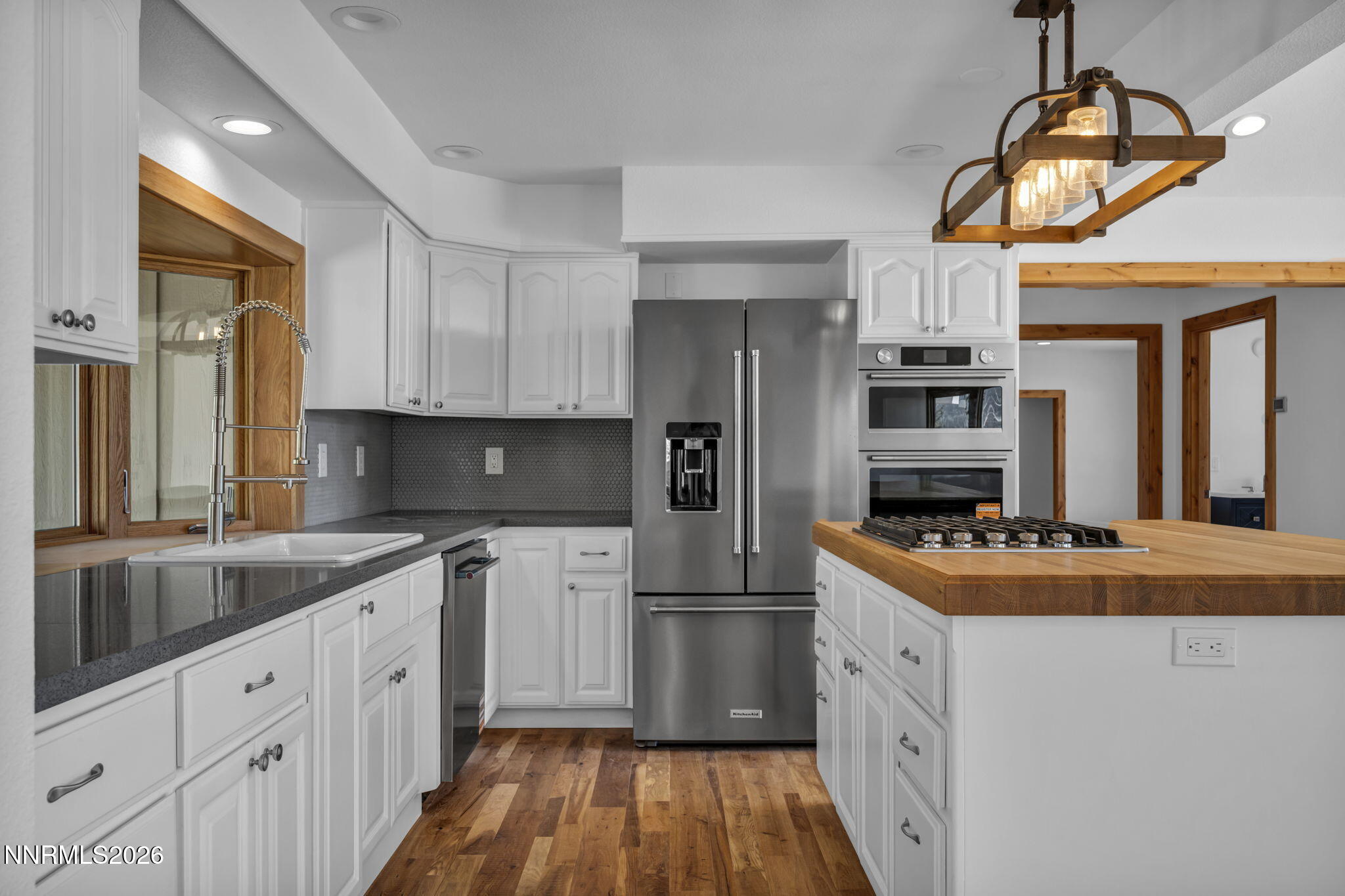 63-web-or-mls-1097-meadowlark-cir