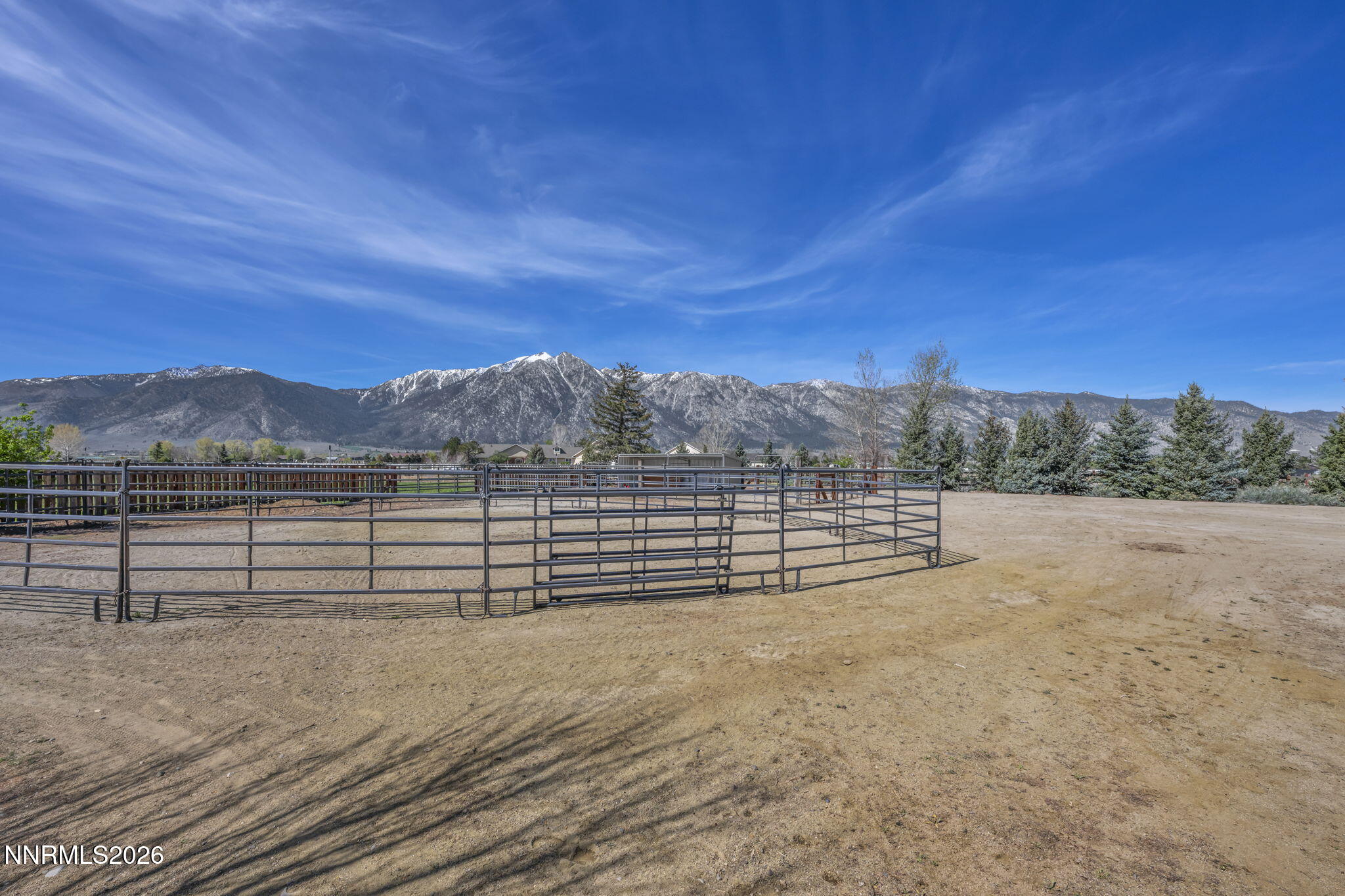 32-web-or-mls-1097-meadowlark-cir