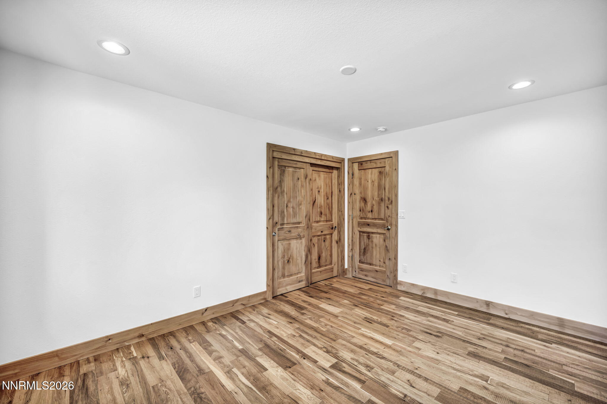 79-web-or-mls-1097-meadowlark-cir