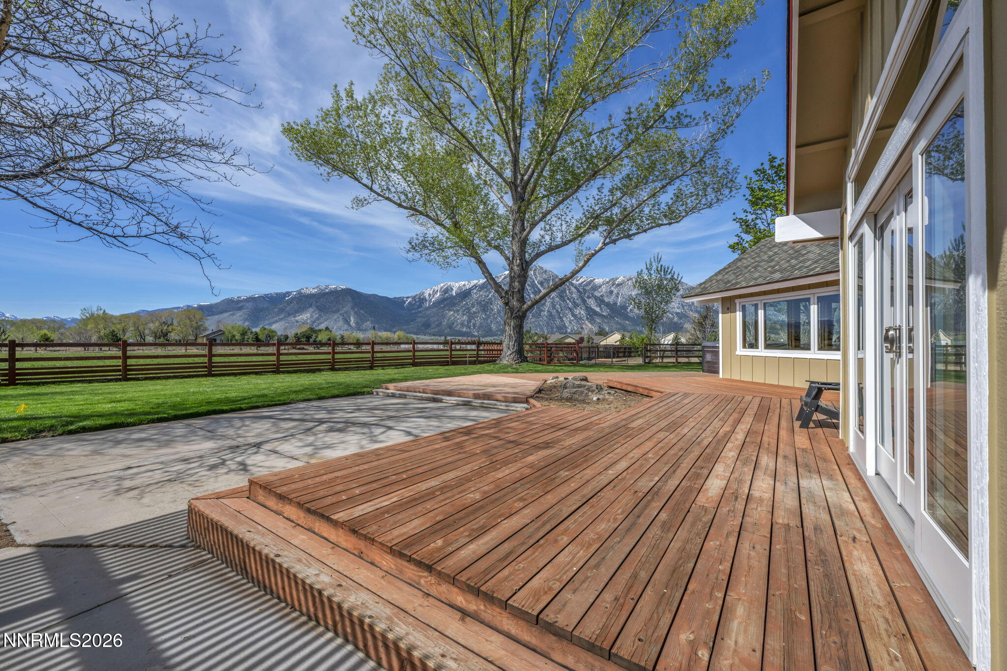 5-web-or-mls-1097-meadowlark-cir