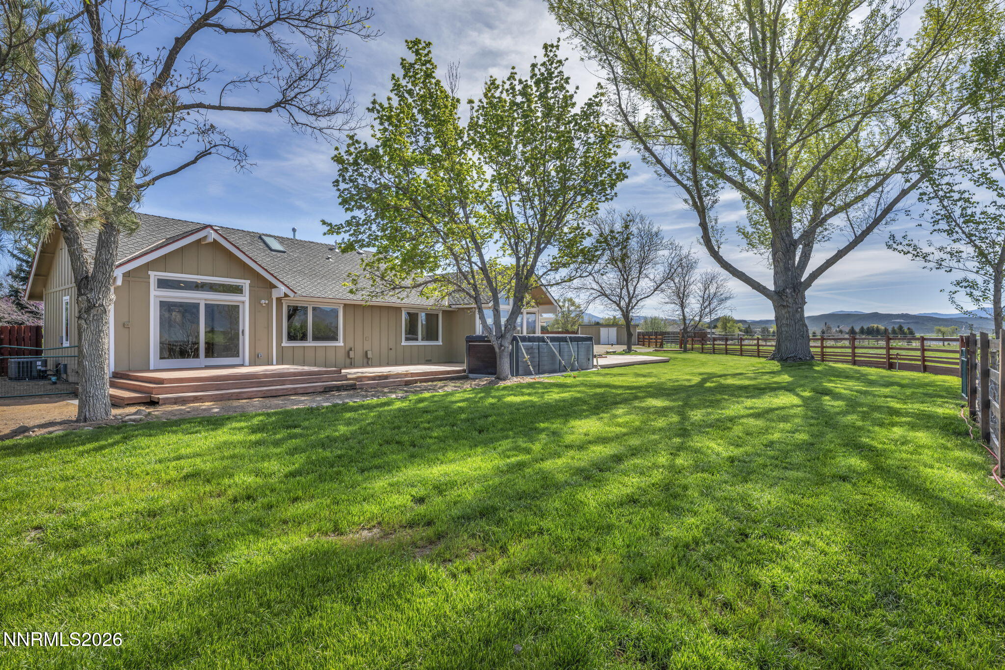 8-web-or-mls-1097-meadowlark-cir