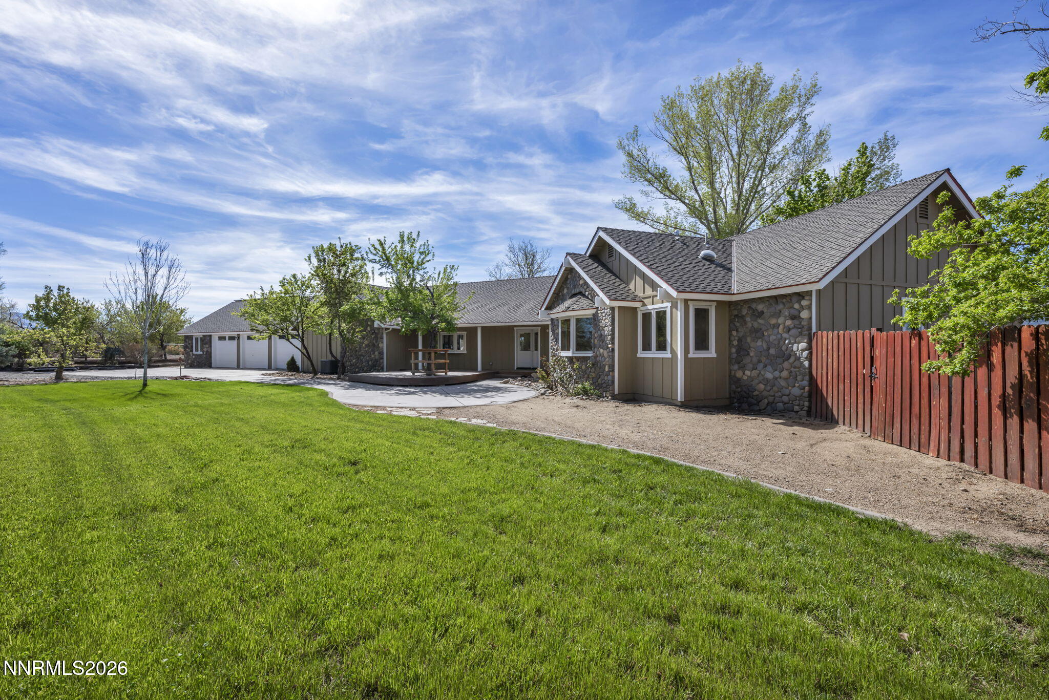 14-web-or-mls-1097-meadowlark-cir
