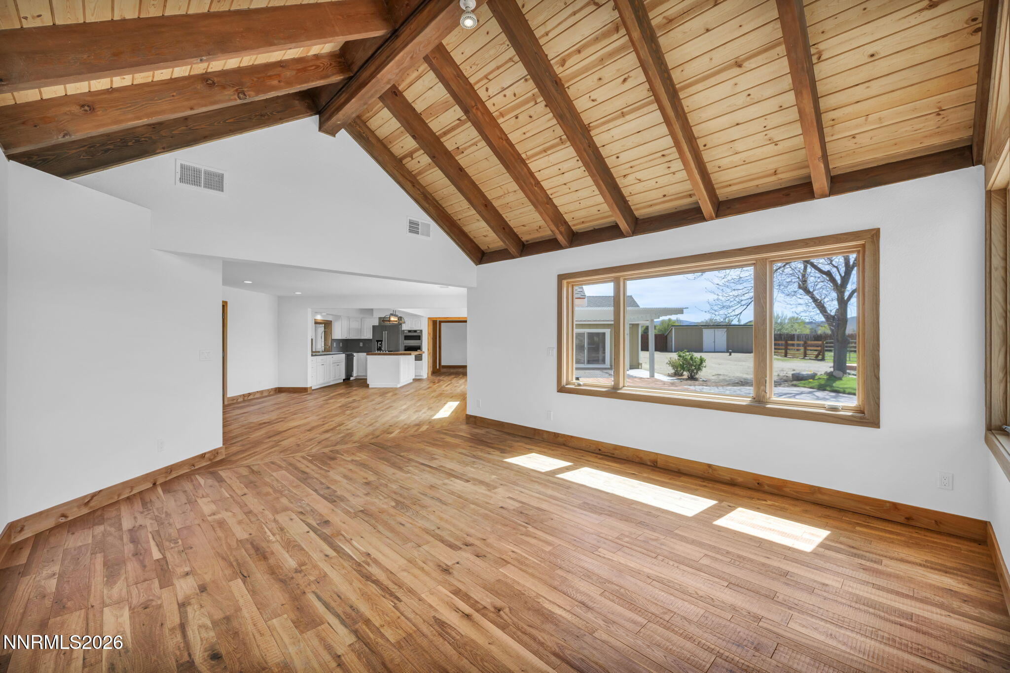 57-web-or-mls-1097-meadowlark-cir