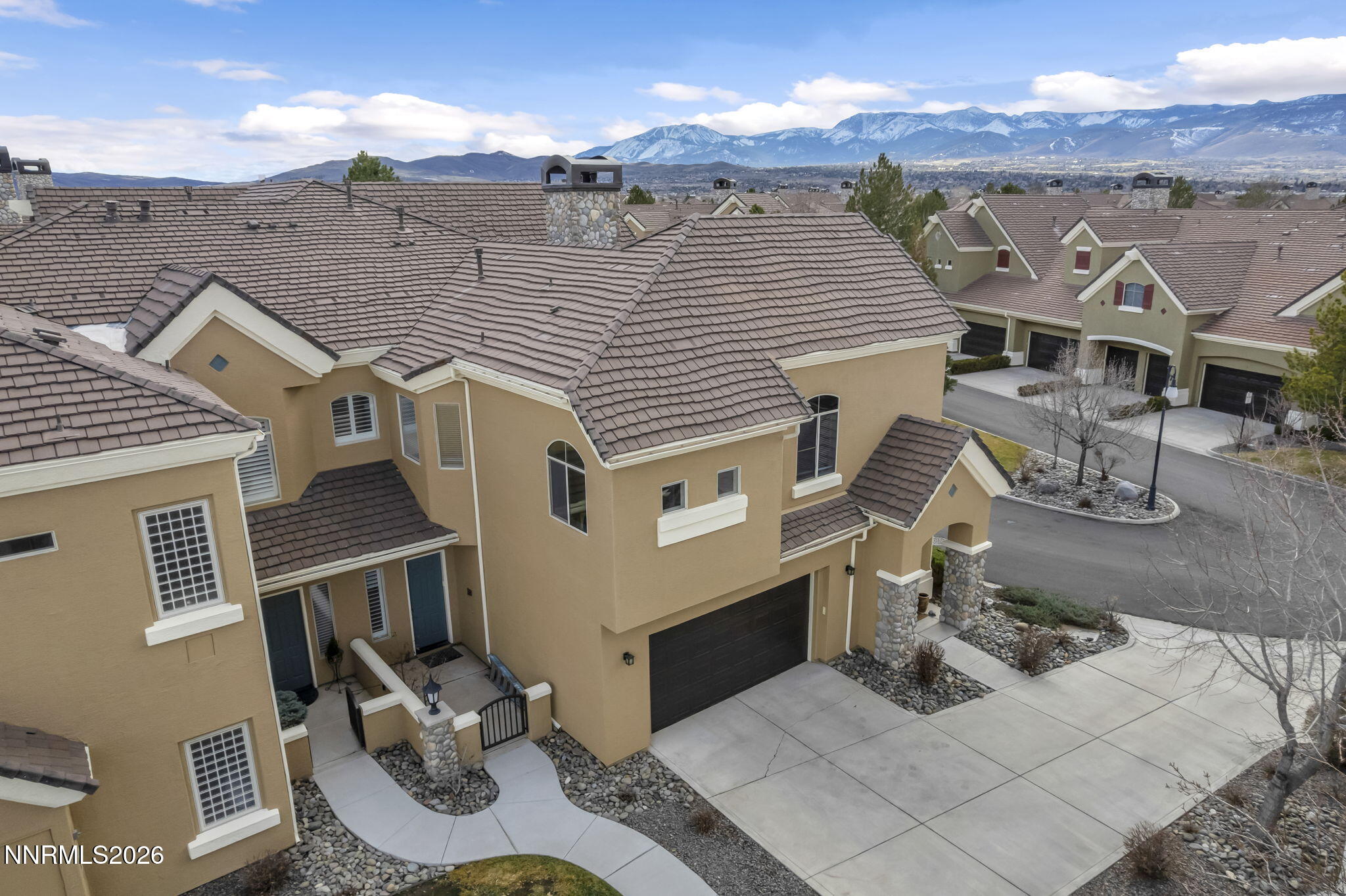 16-web-or-mls-9900-wilbur-may-pkwy-apt-2