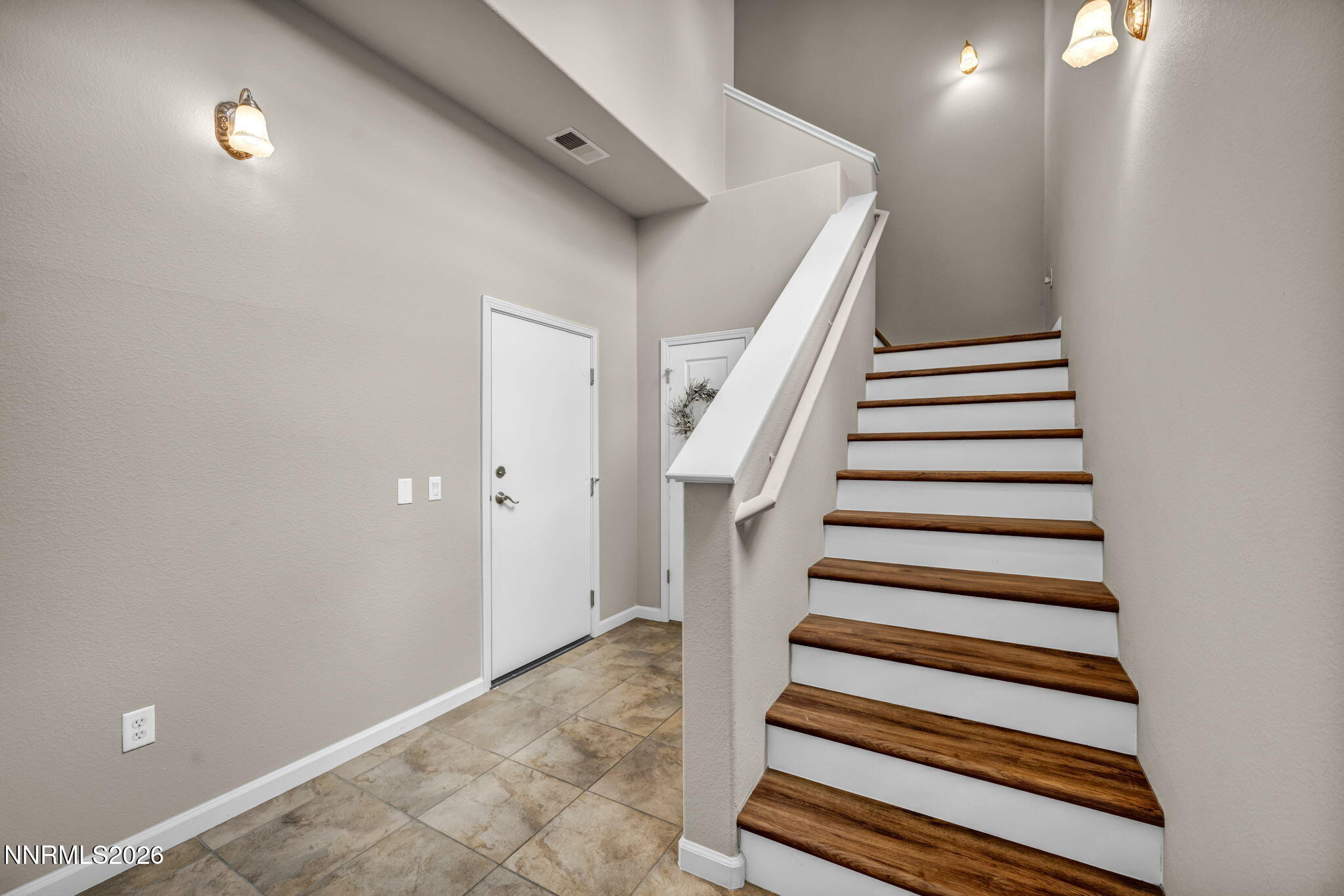 62-web-or-mls-9900-wilbur-may-pkwy-apt-2