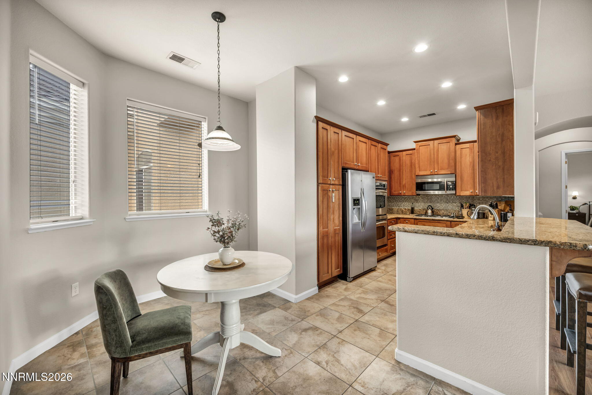 33-web-or-mls-9900-wilbur-may-pkwy-apt-2