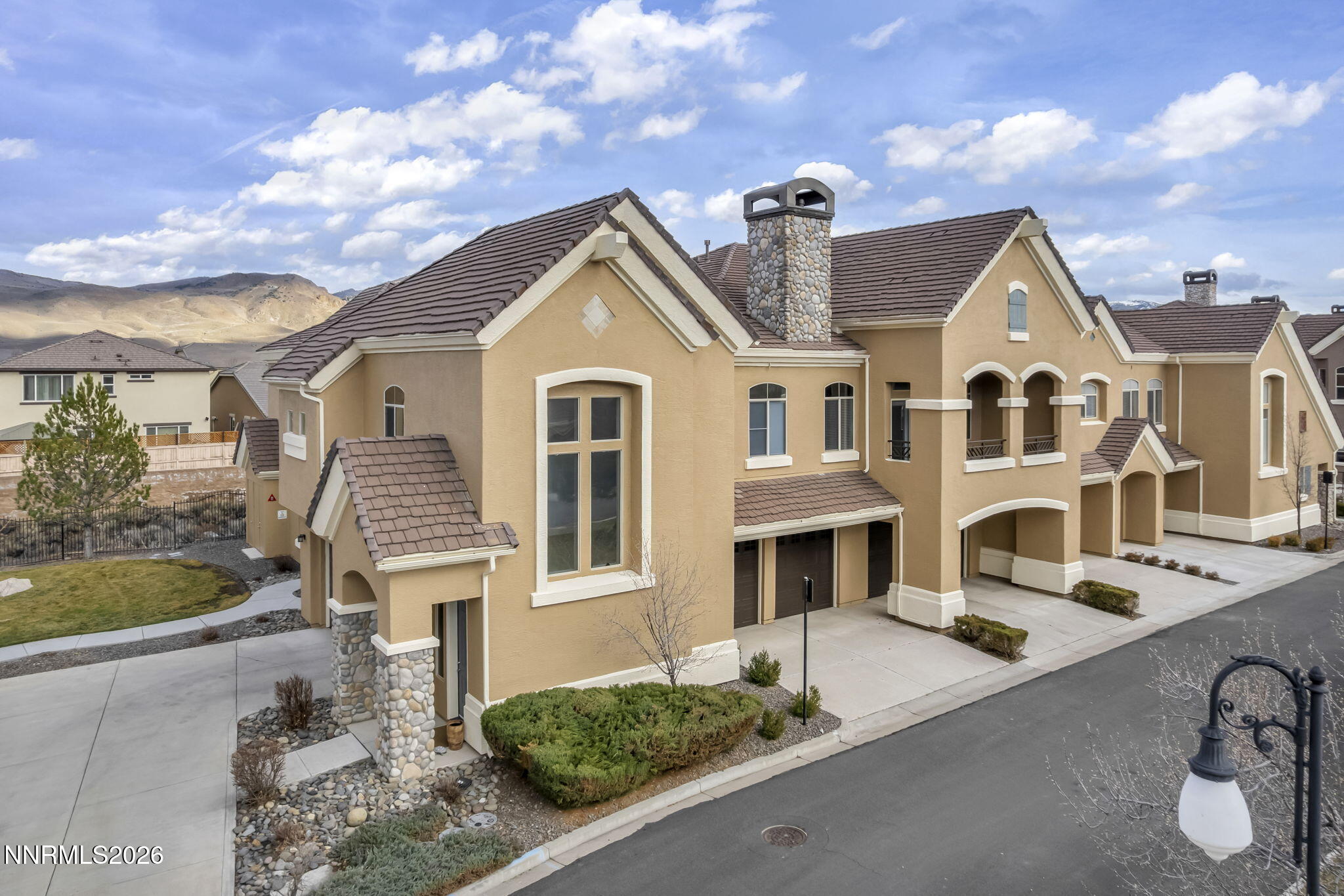 11-web-or-mls-9900-wilbur-may-pkwy-apt-2