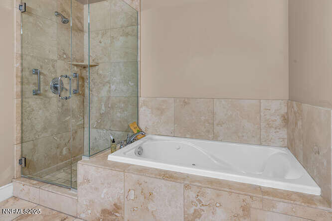 50 N Sierra St Unit STE 604-small-027-02