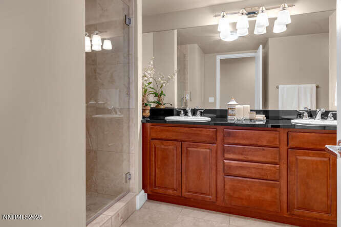 50 N Sierra St Unit STE 604-small-032-01