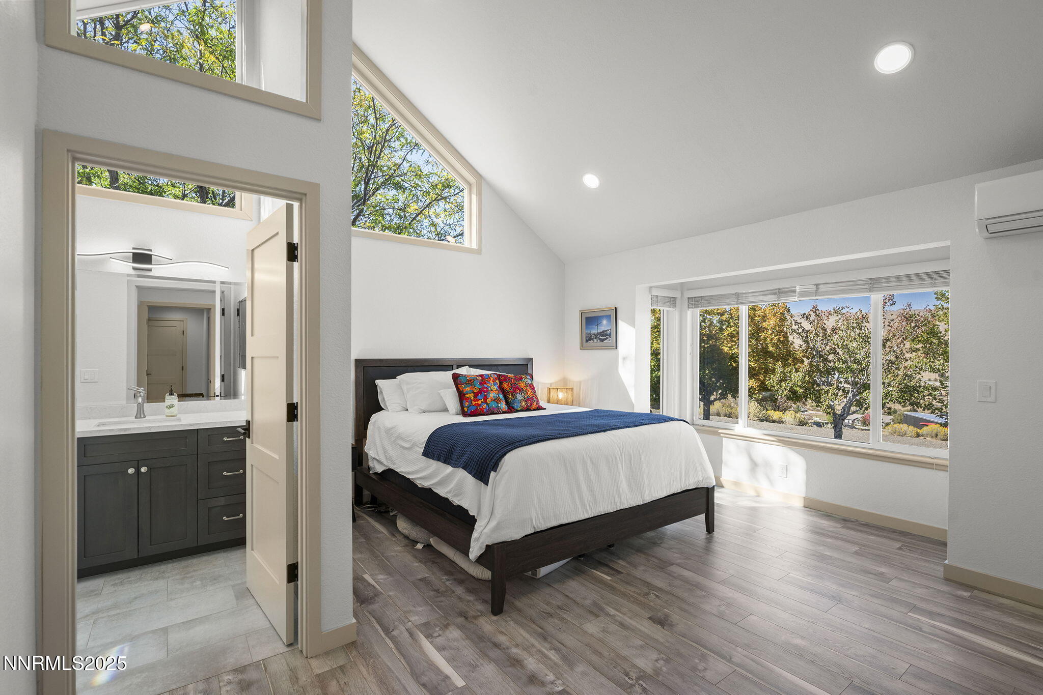 25-web-or-mls-_DSC0367