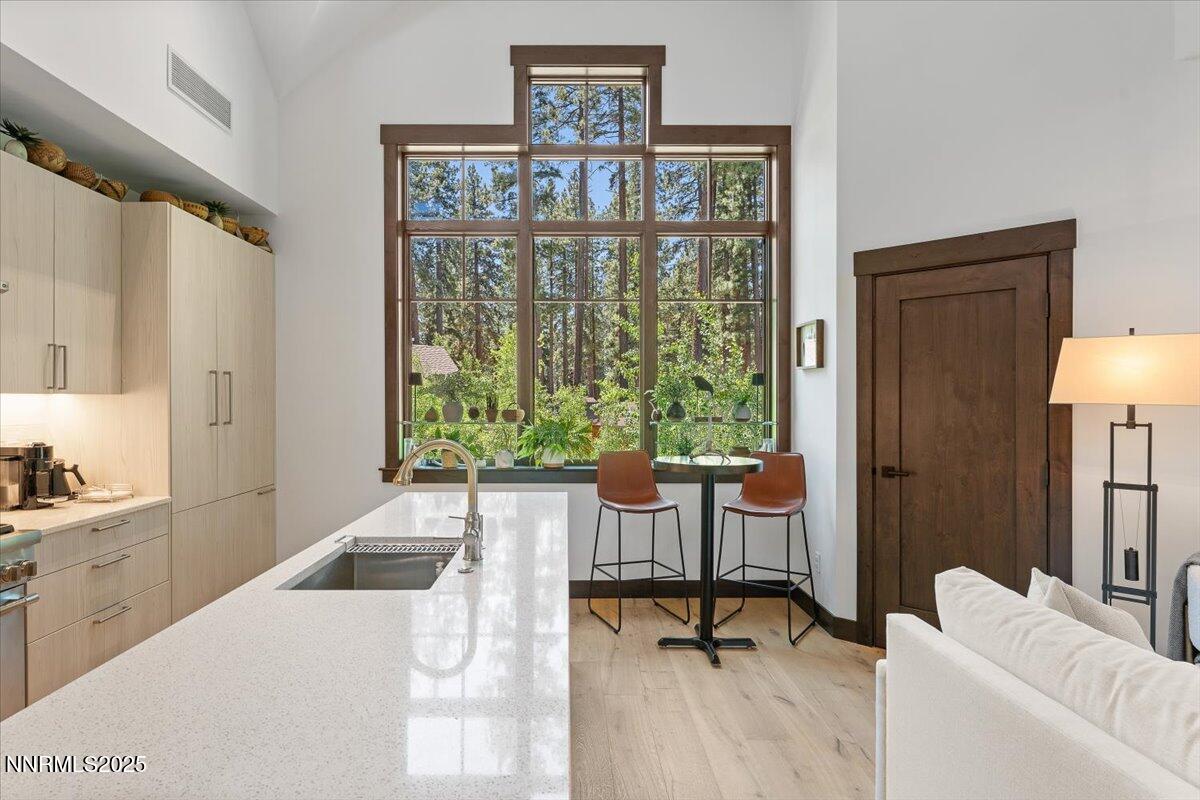 07-33 Beach Club Drive Unit 506 Statelin