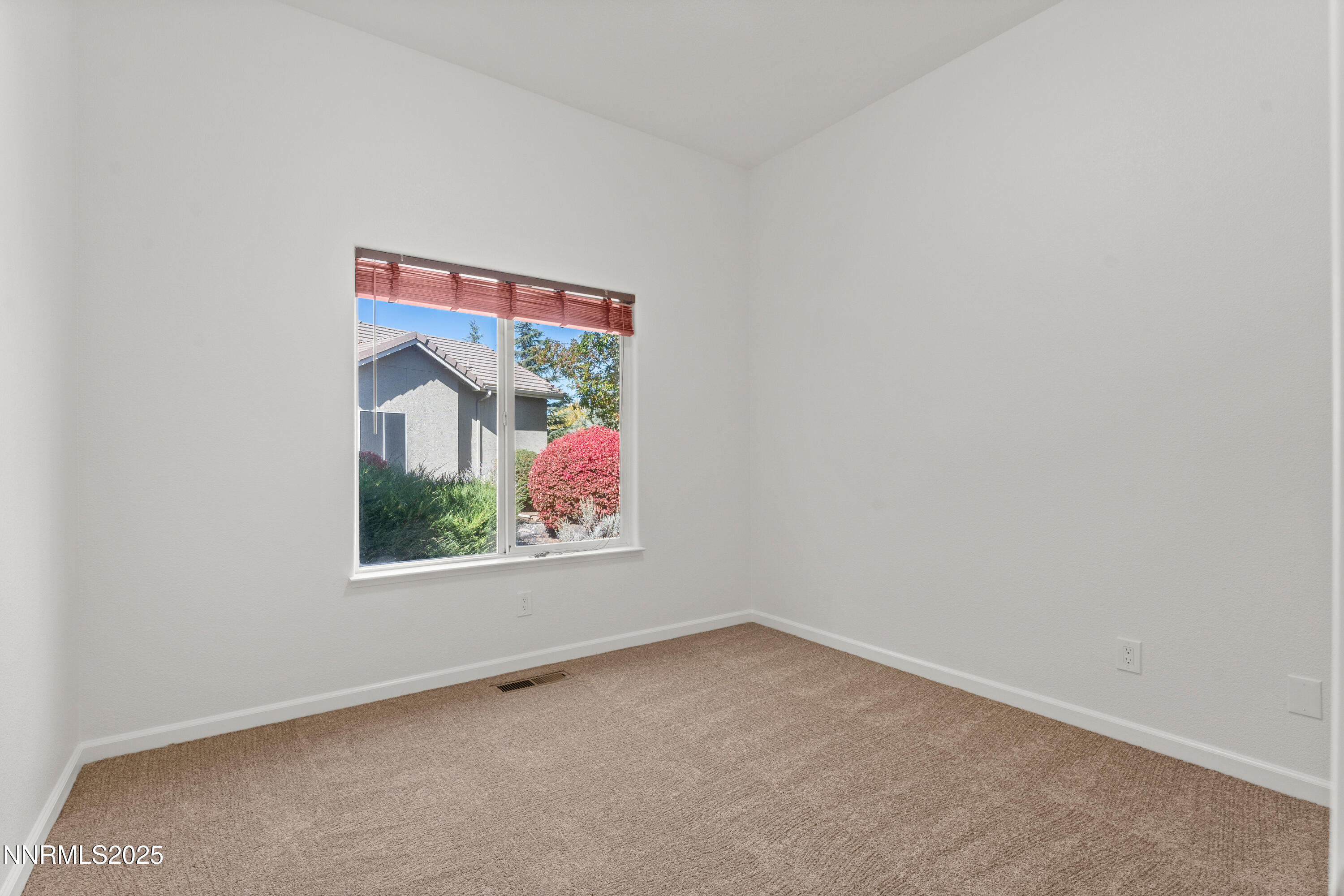 26-4991 W Albuquerque Road Reno NV 89511