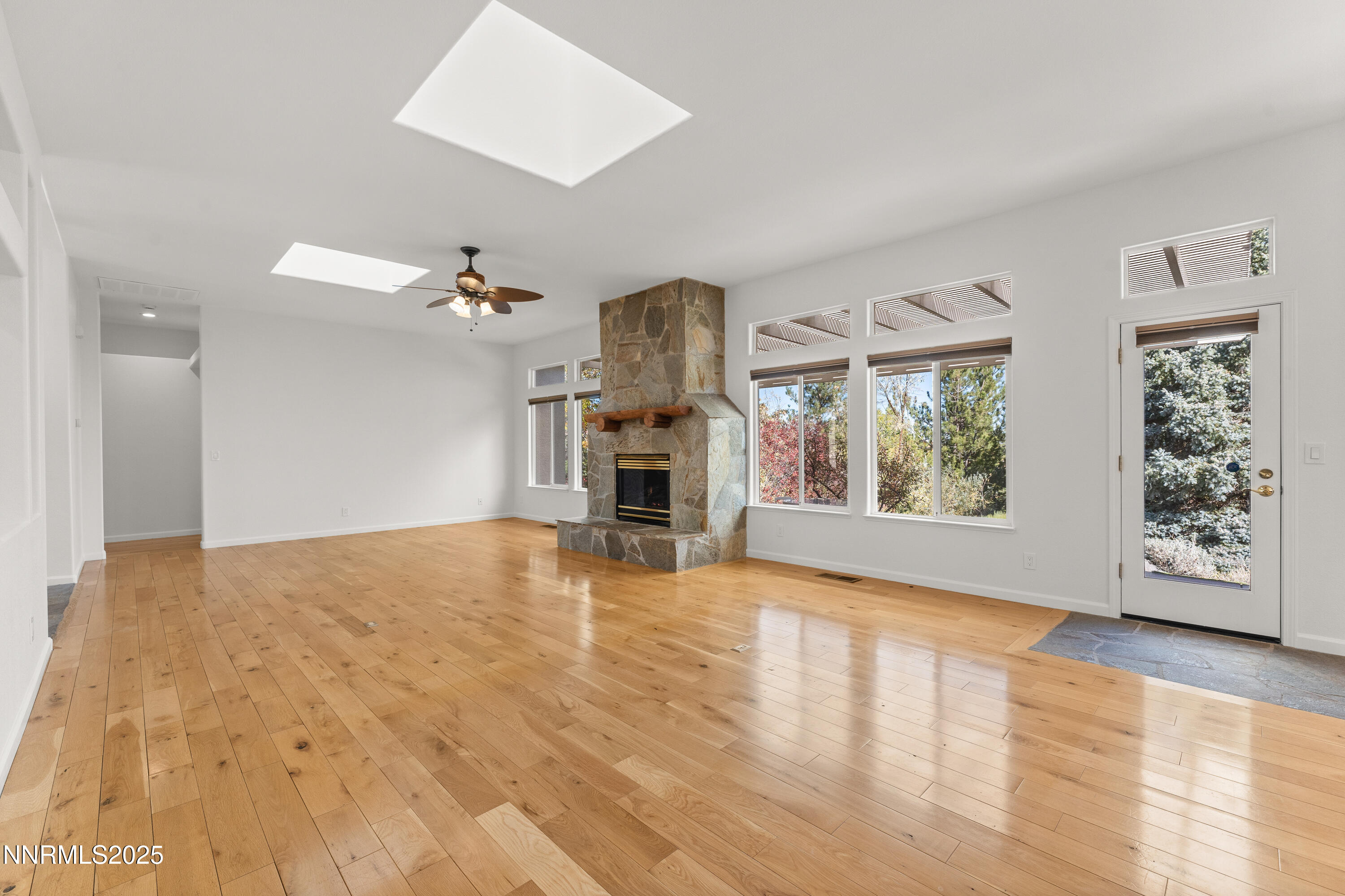 08-4991 W Albuquerque Road Reno NV 89511