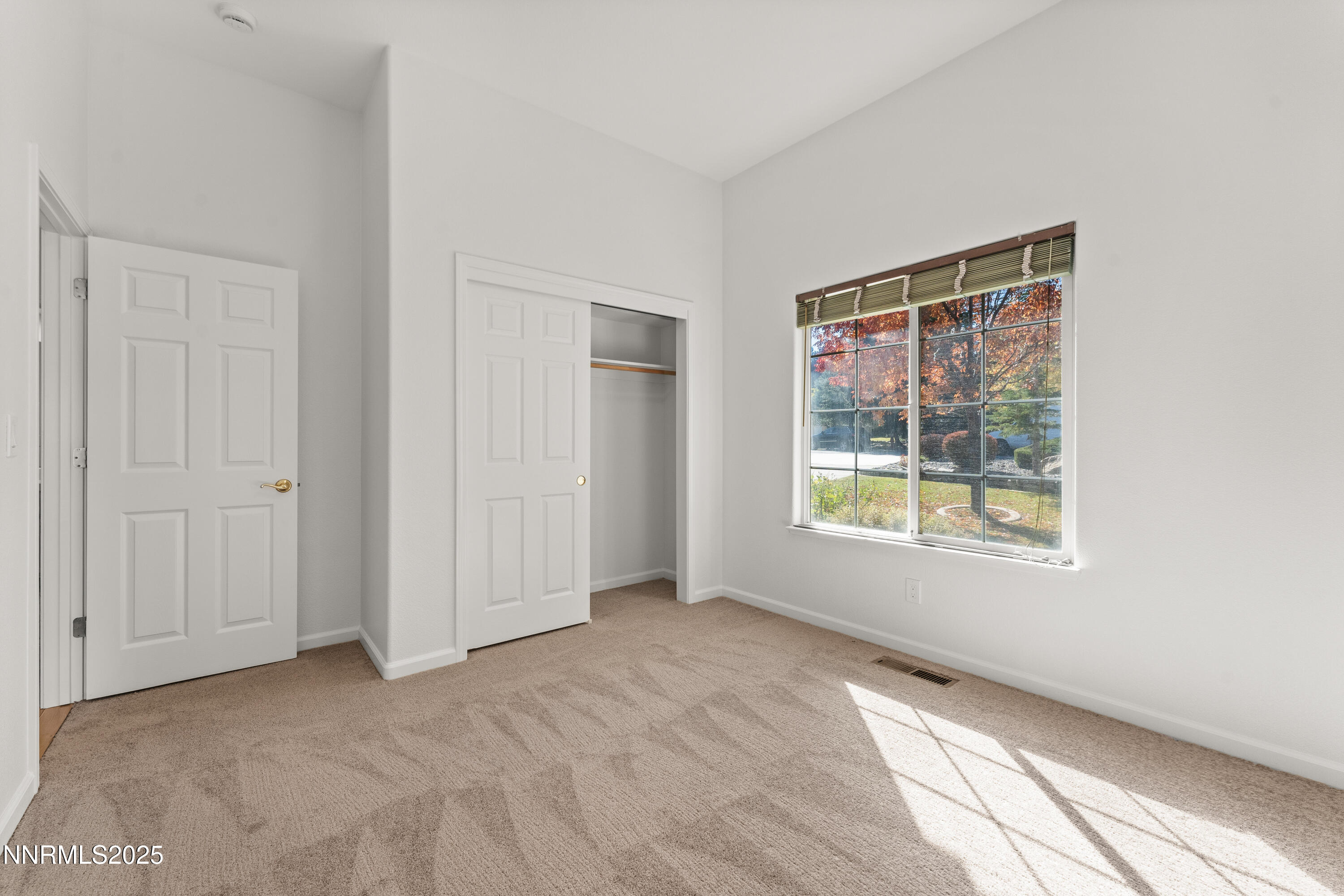 29-4991 W Albuquerque Road Reno NV 89511