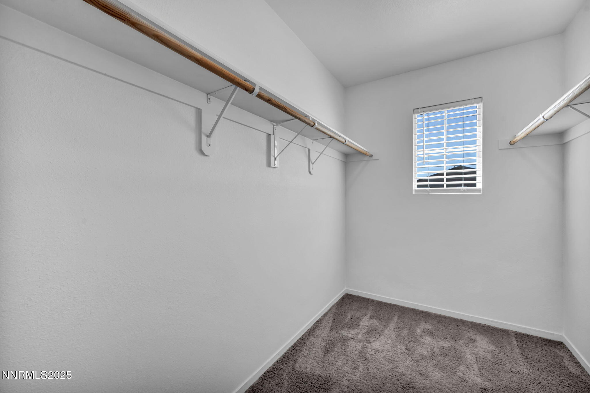 44-web-or-mls-9731-pelican-pointe-dr