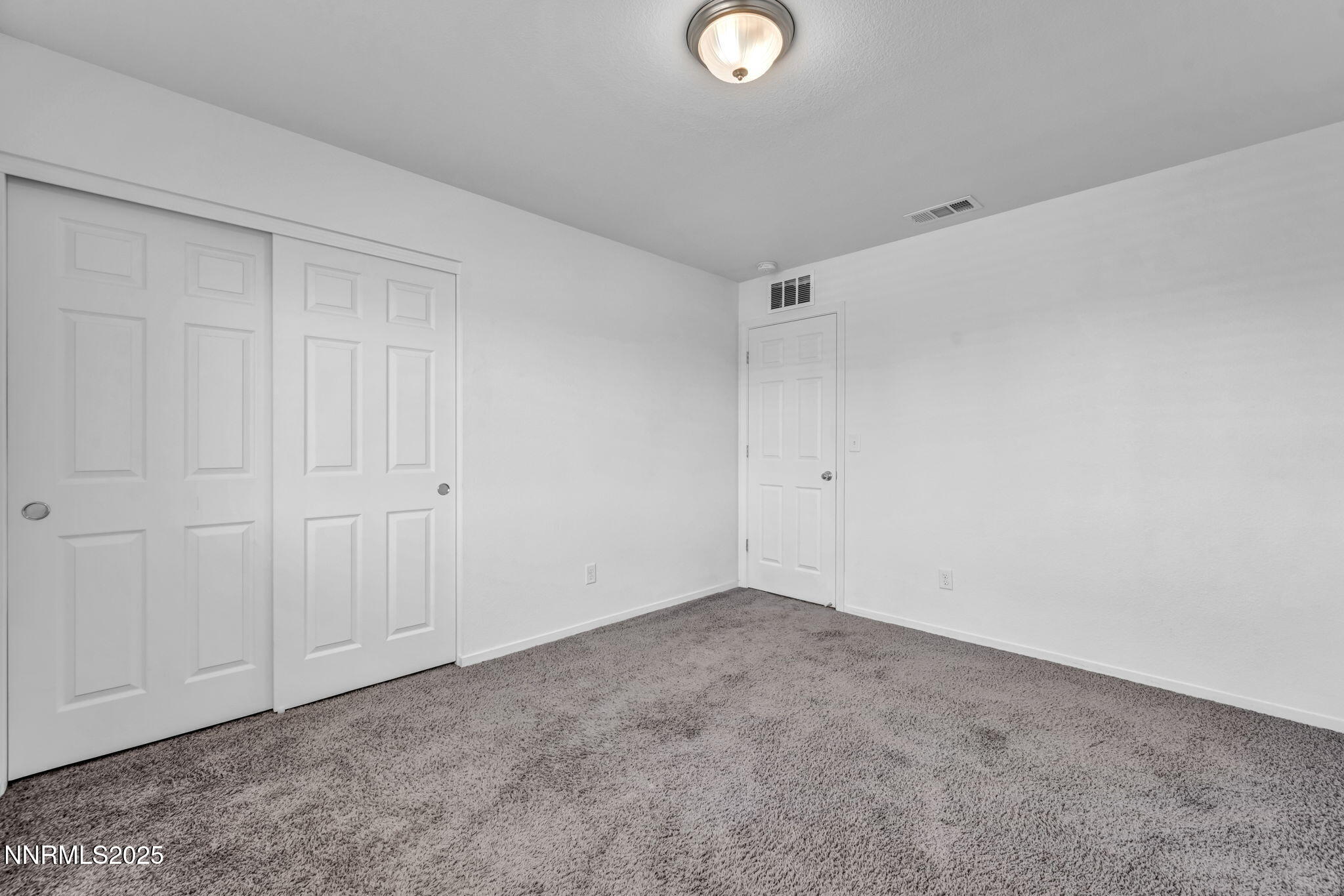 46-web-or-mls-9731-pelican-pointe-dr