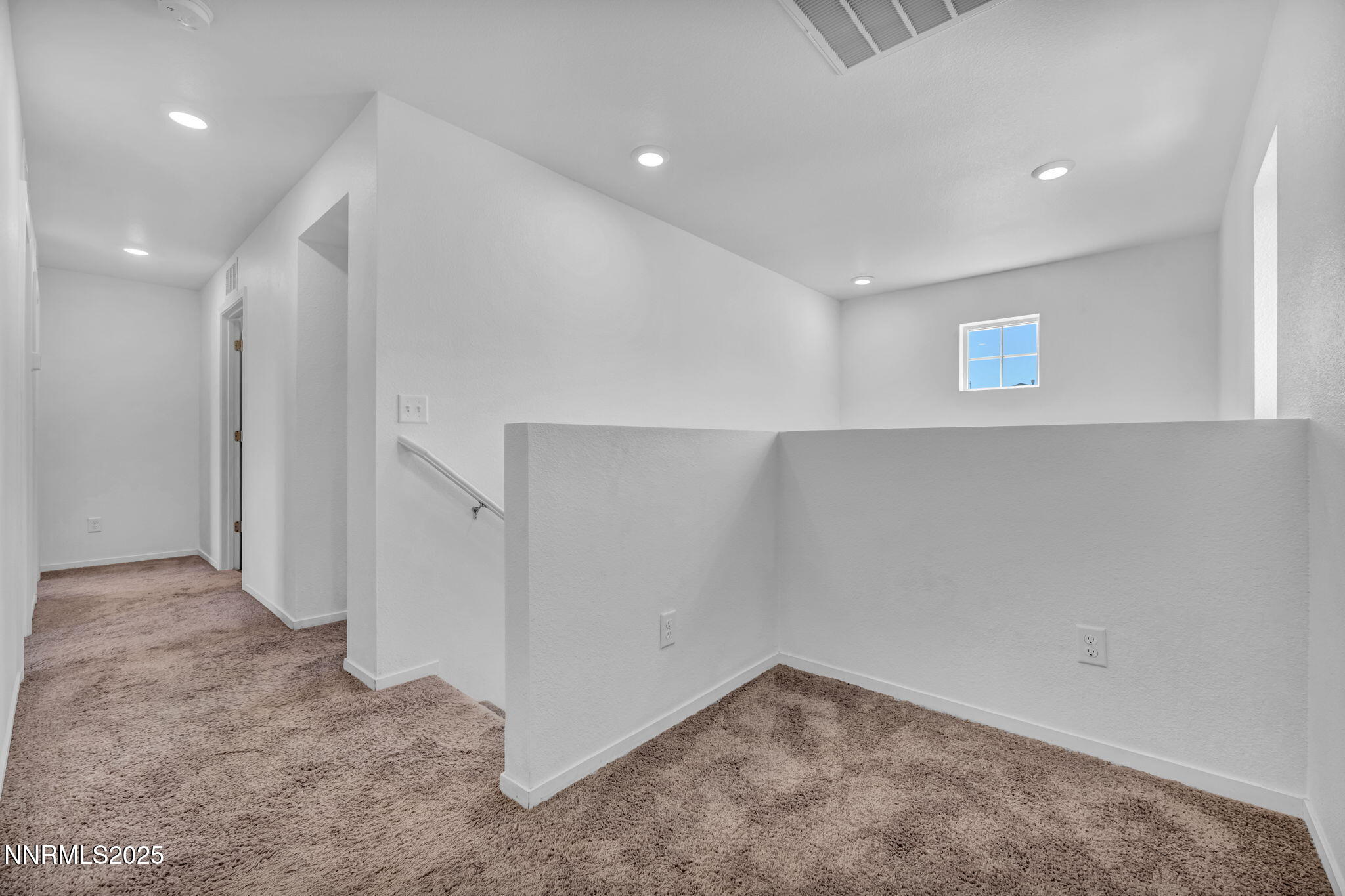 33-web-or-mls-9731-pelican-pointe-dr