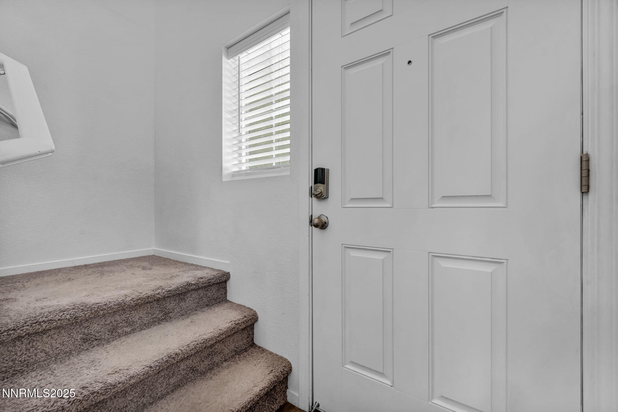 30-web-or-mls-9731-pelican-pointe-dr