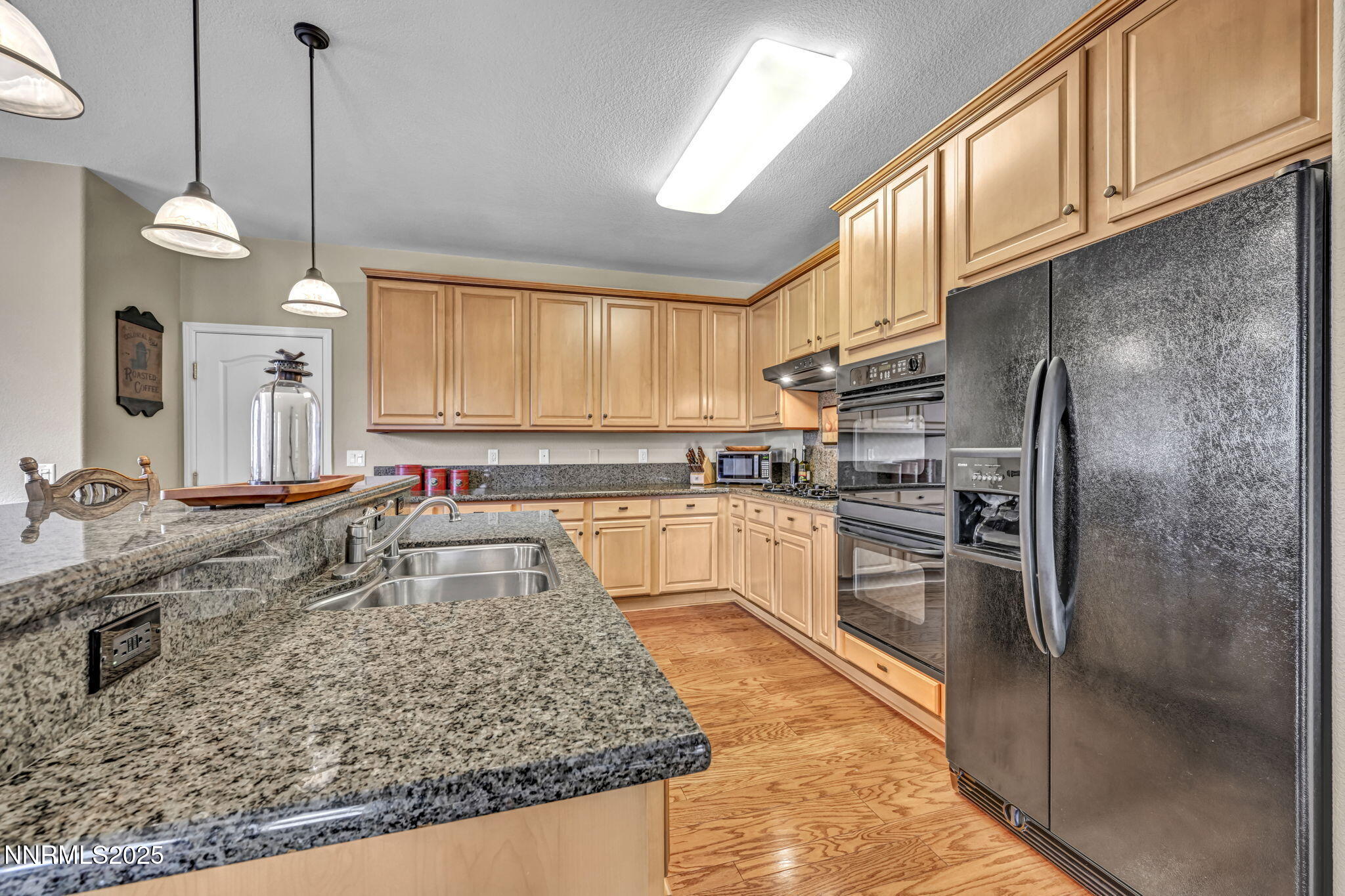 54-web-or-mls-6142-mia-vista-dr