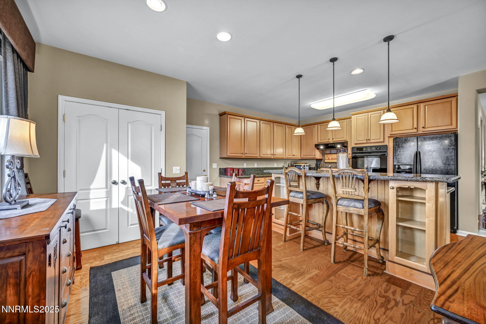 45-web-or-mls-6142-mia-vista-dr