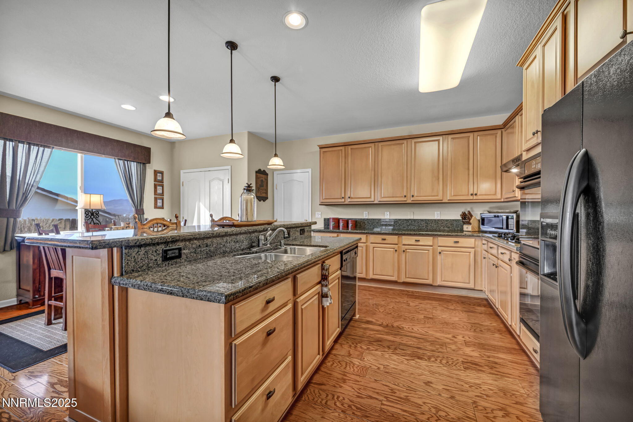 57-web-or-mls-6142-mia-vista-dr