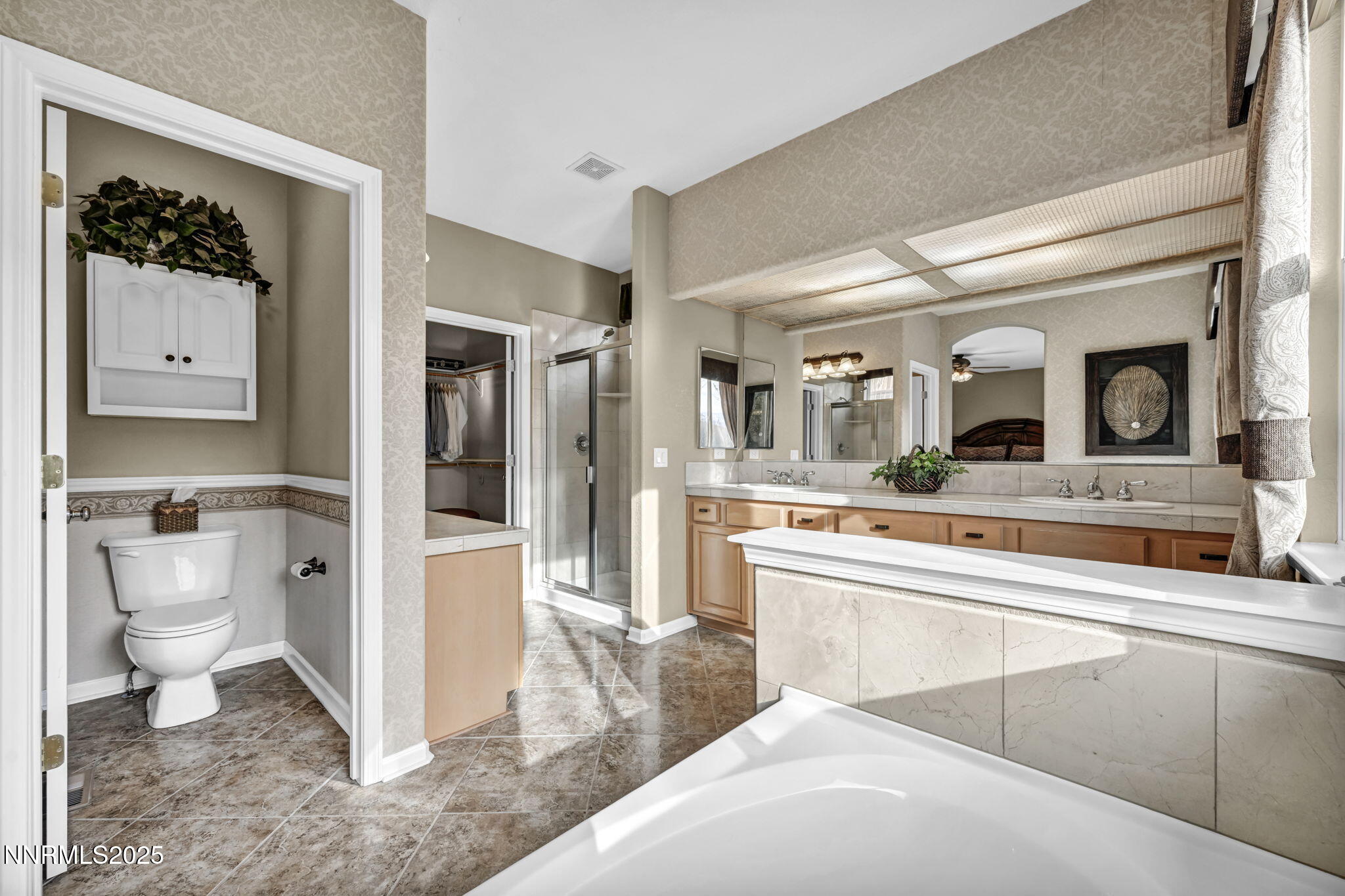 72-web-or-mls-6142-mia-vista-dr