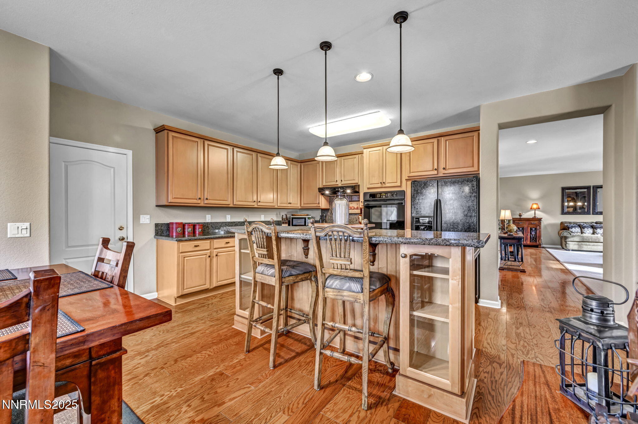 49-web-or-mls-6142-mia-vista-dr