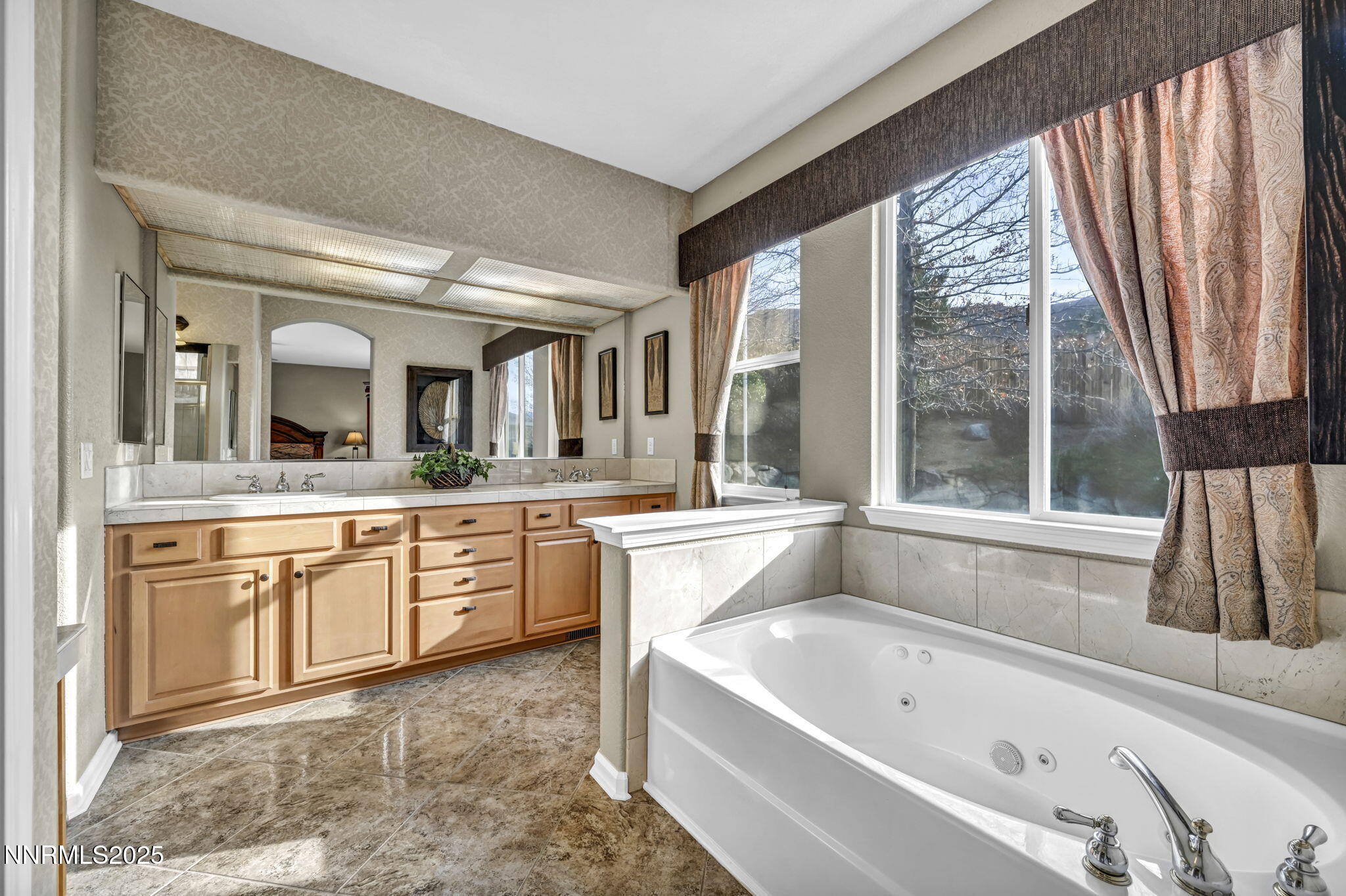 66-web-or-mls-6142-mia-vista-dr