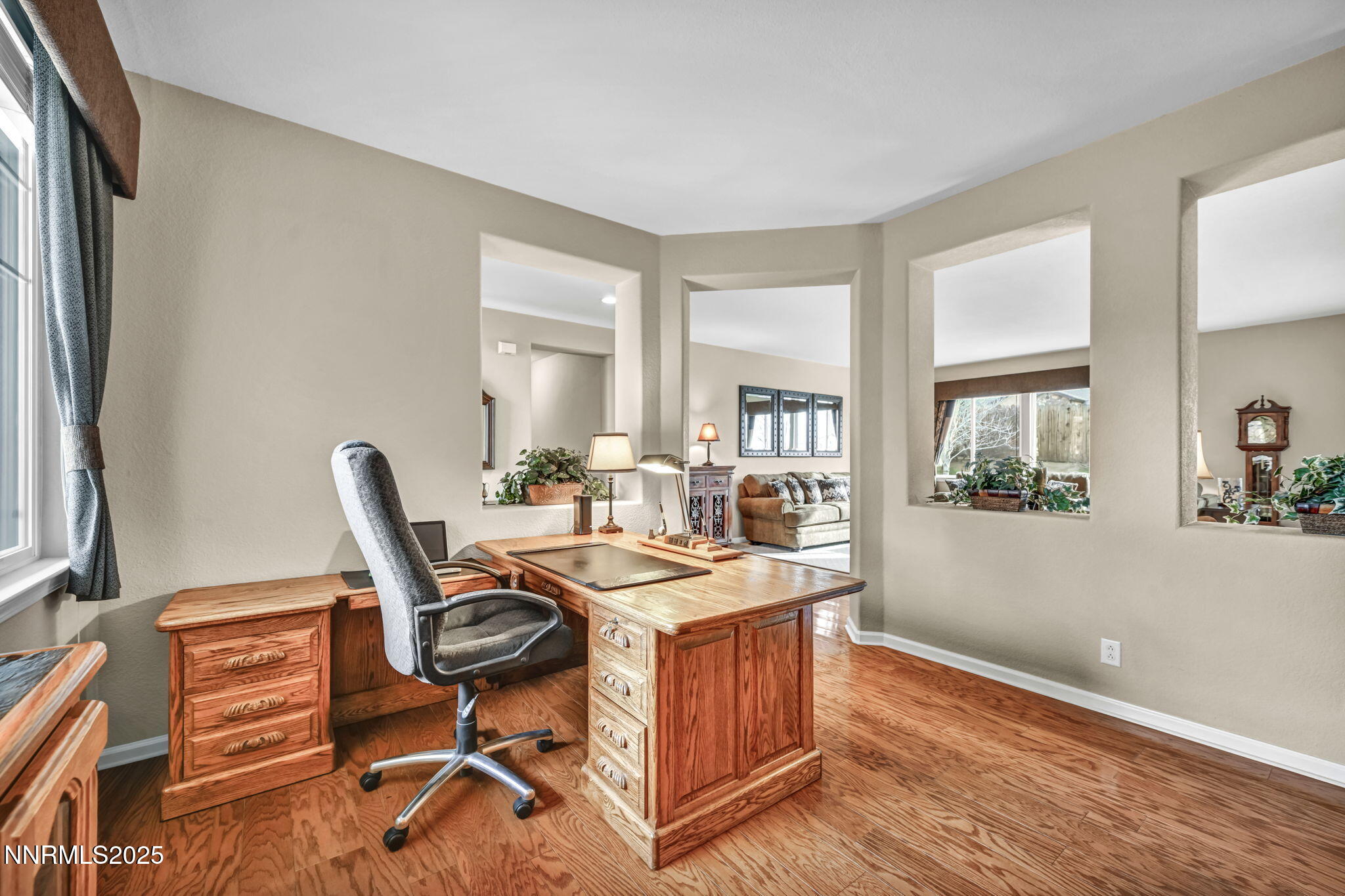 59-web-or-mls-6142-mia-vista-dr