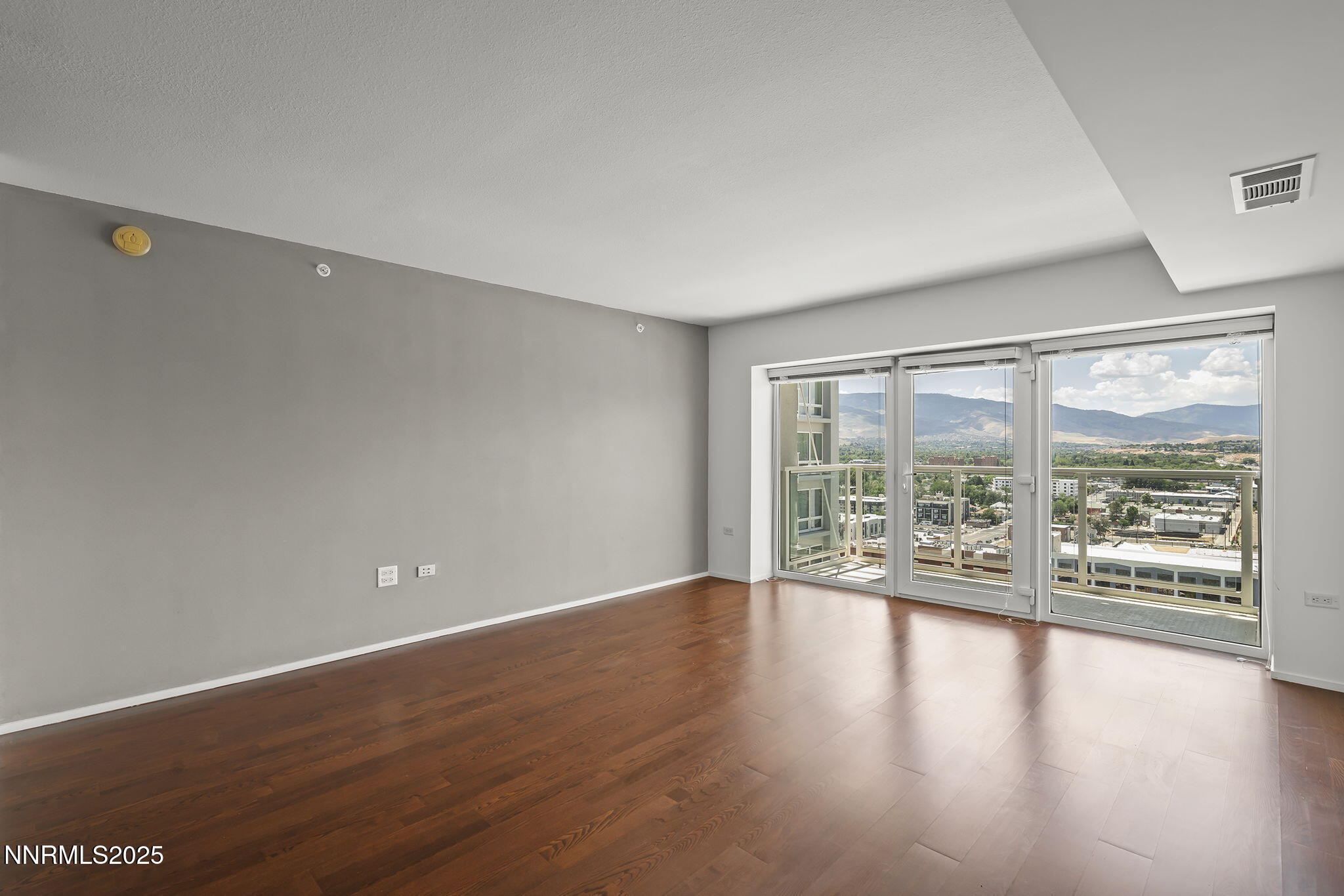 16-web-or-mls-_DSC7071