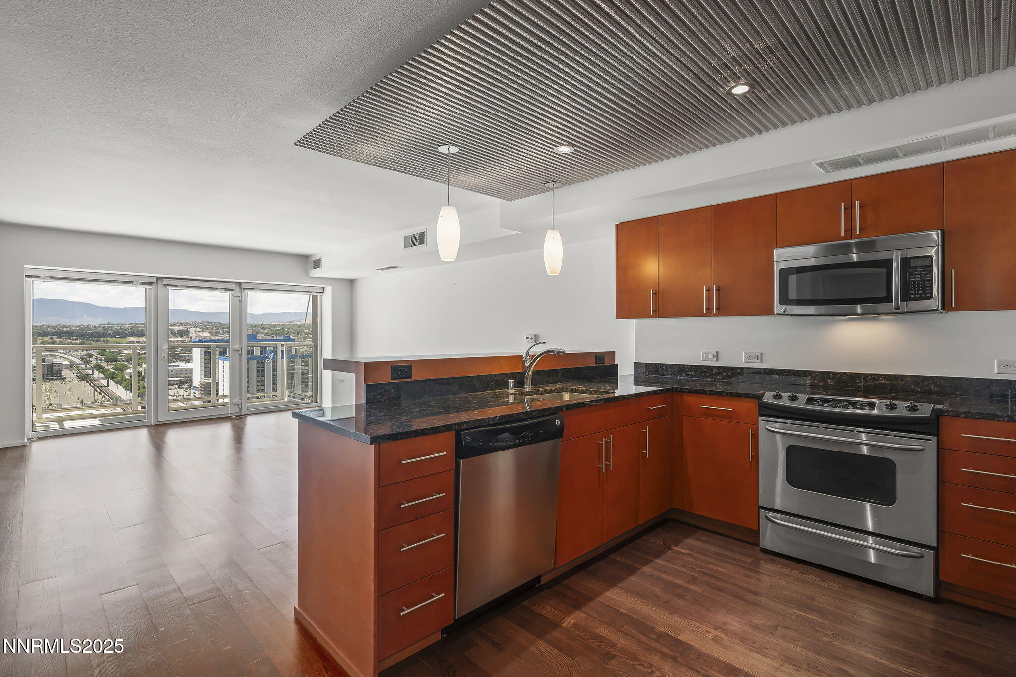 8-web-or-mls-_DSC7045