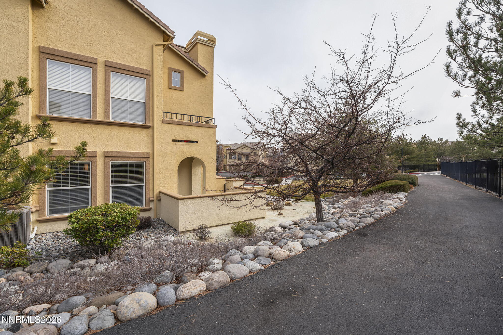 24-web-or-mls-_DSC7217