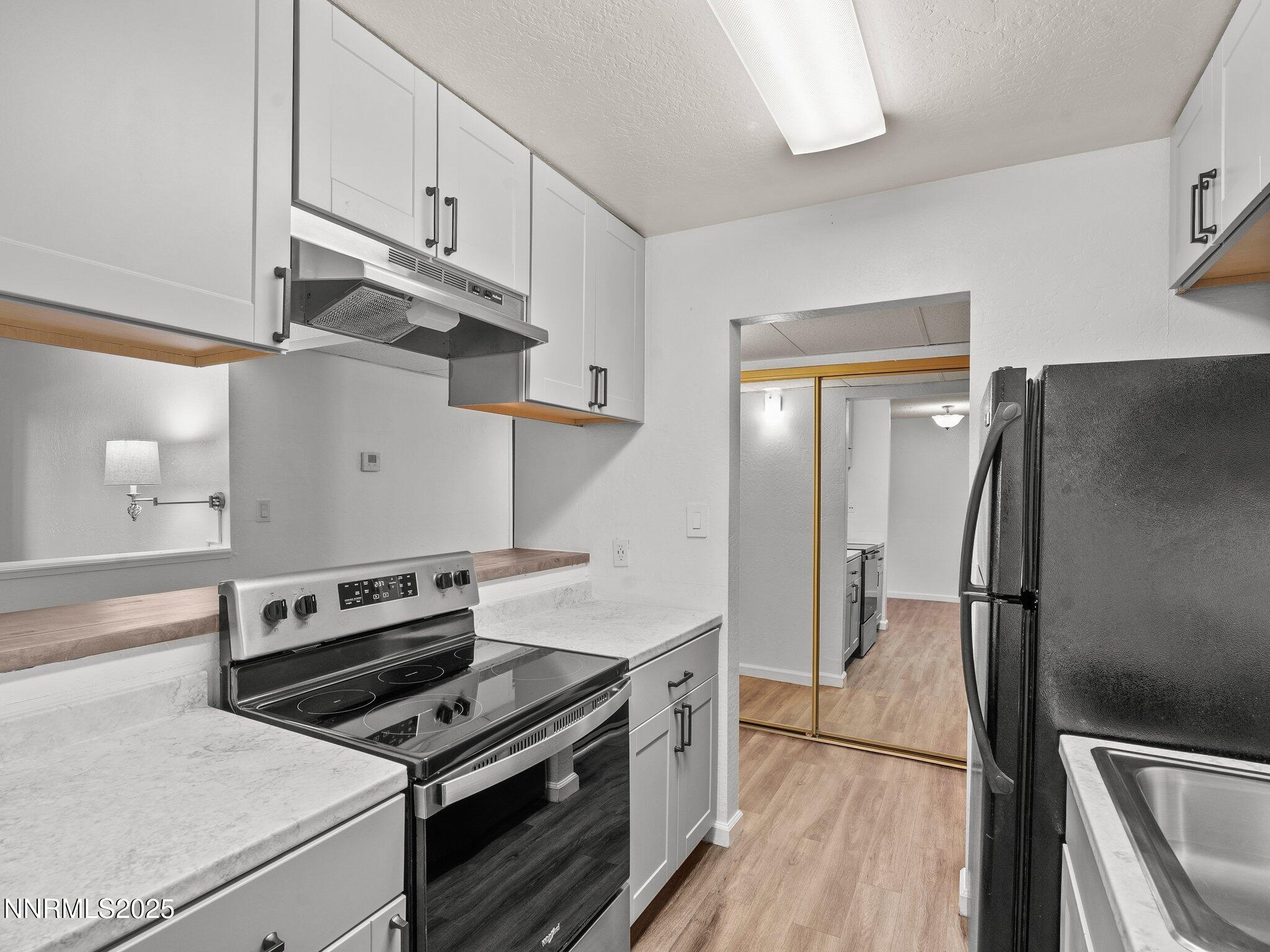 2955 Lakeside Dr-Unit 111-104