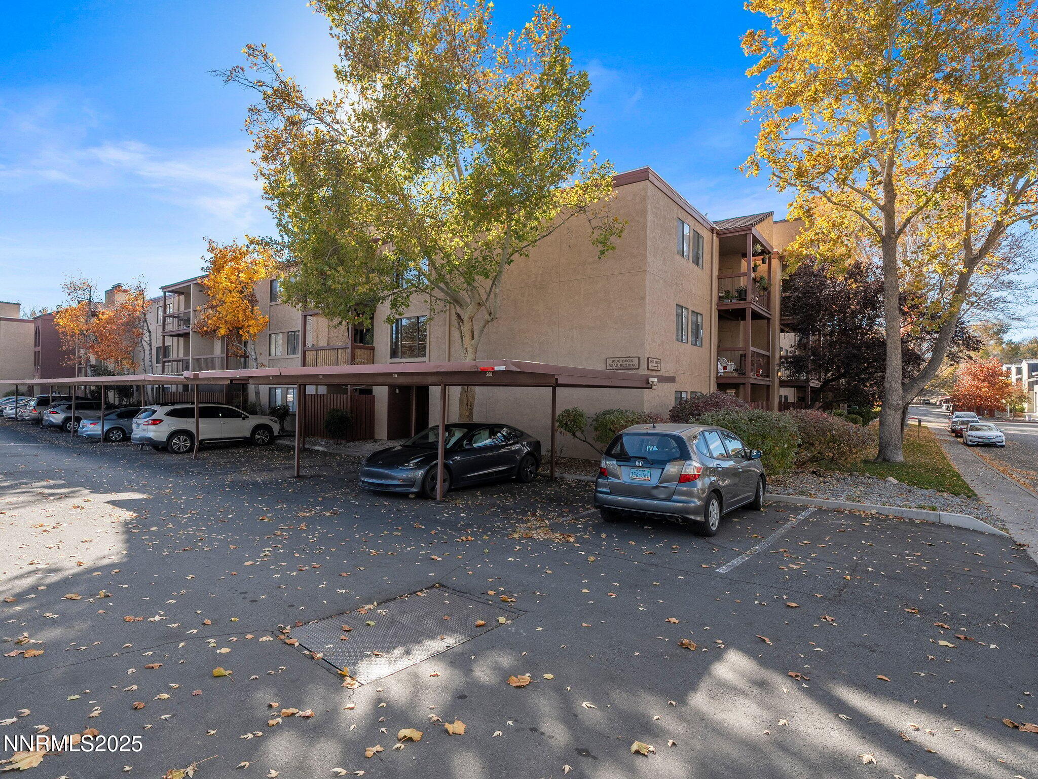 2955 Lakeside Dr-Unit 111-129
