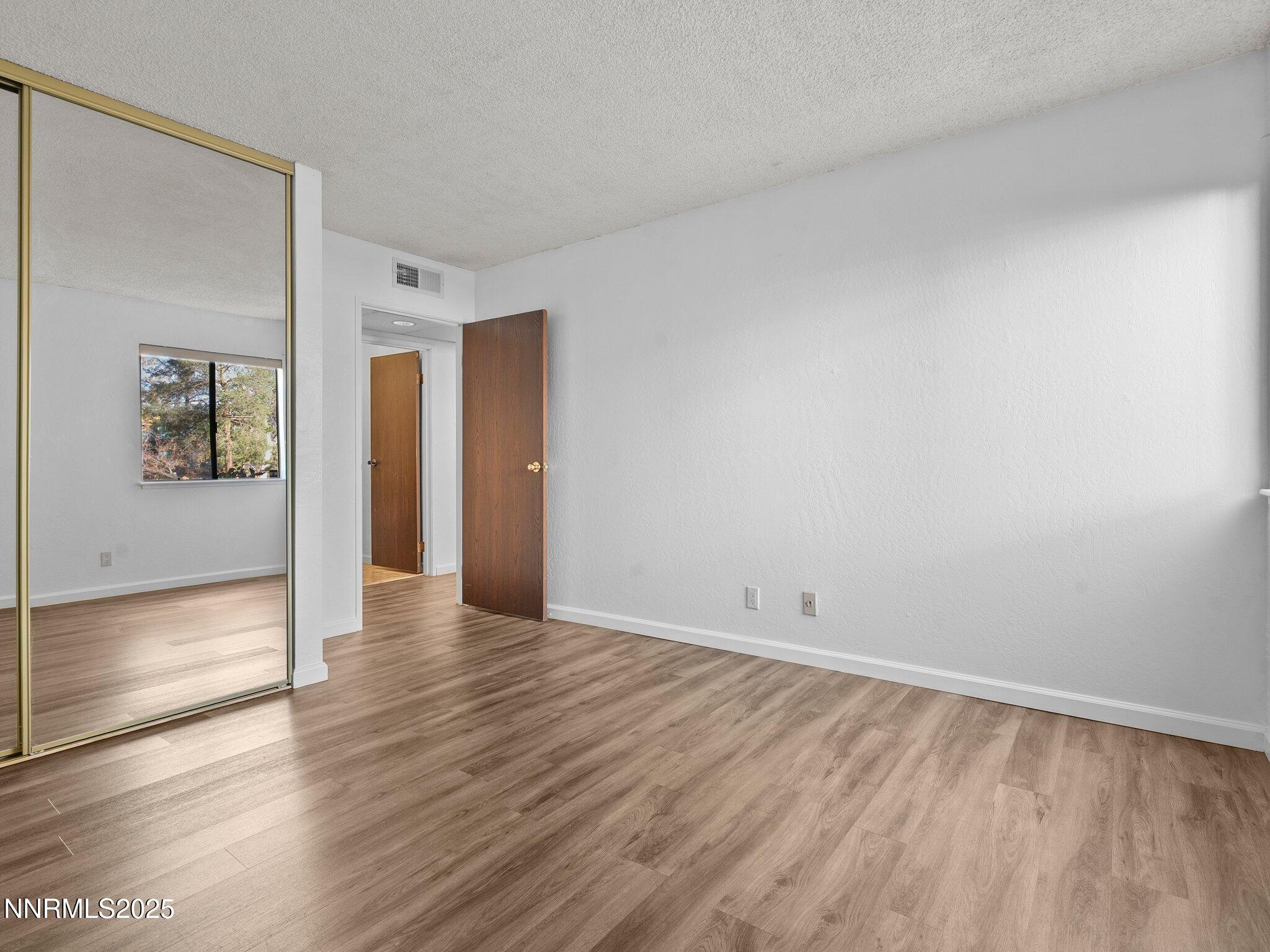 2955 Lakeside Dr-Unit 111-119