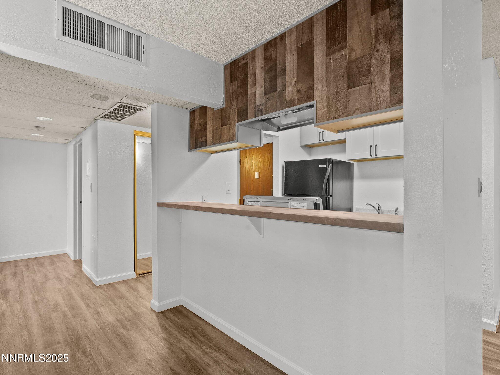 2955 Lakeside Dr-Unit 111-110