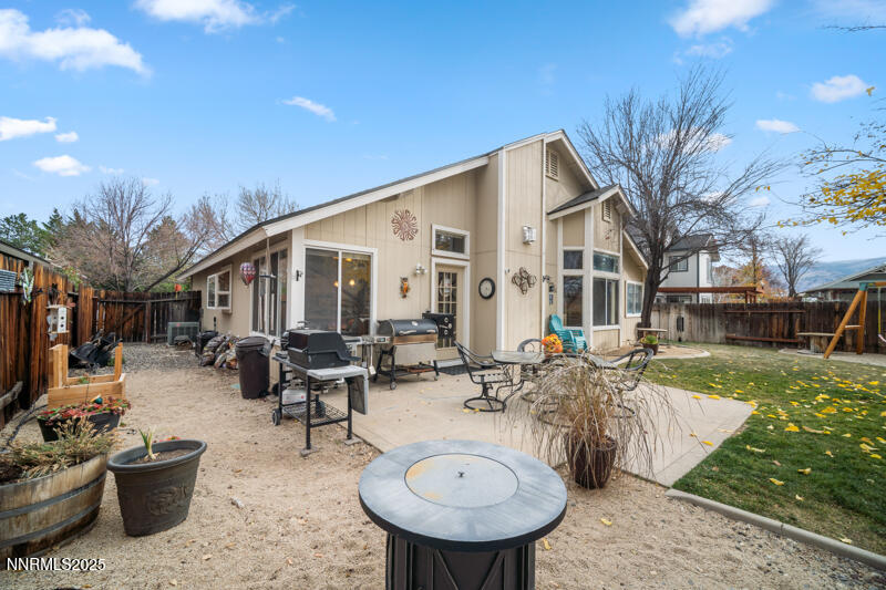 2215 Gatewood Drive (35 of 37)