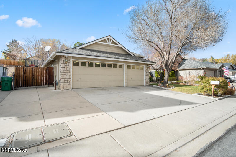 2215 Gatewood Drive (3 of 37)