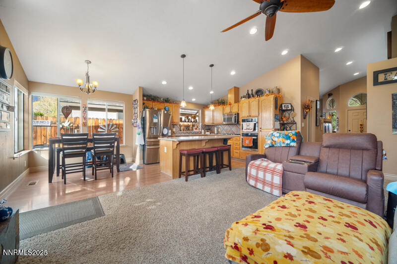 2215 Gatewood Drive (12 of 37)