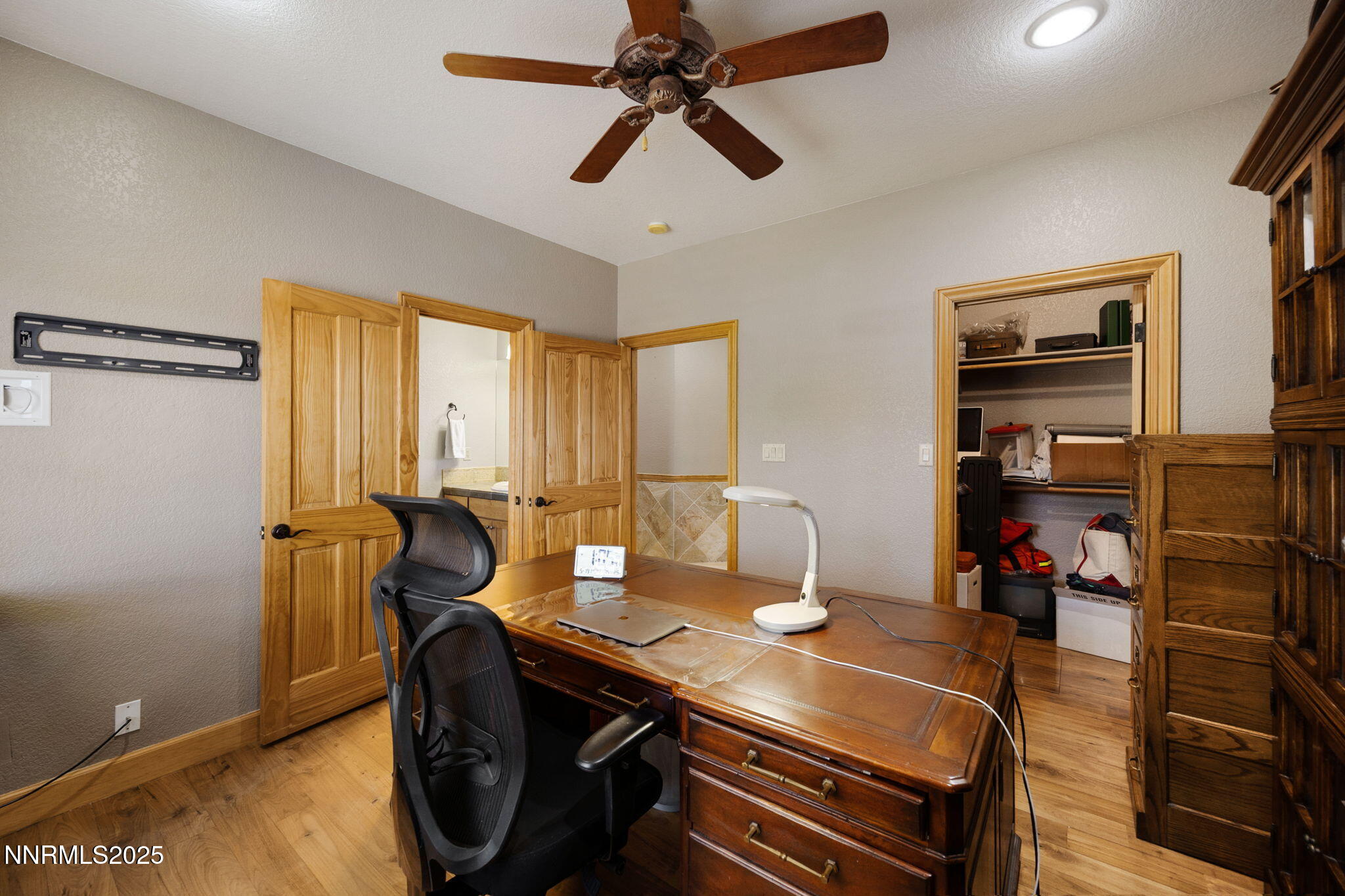 Bedroom Office 1