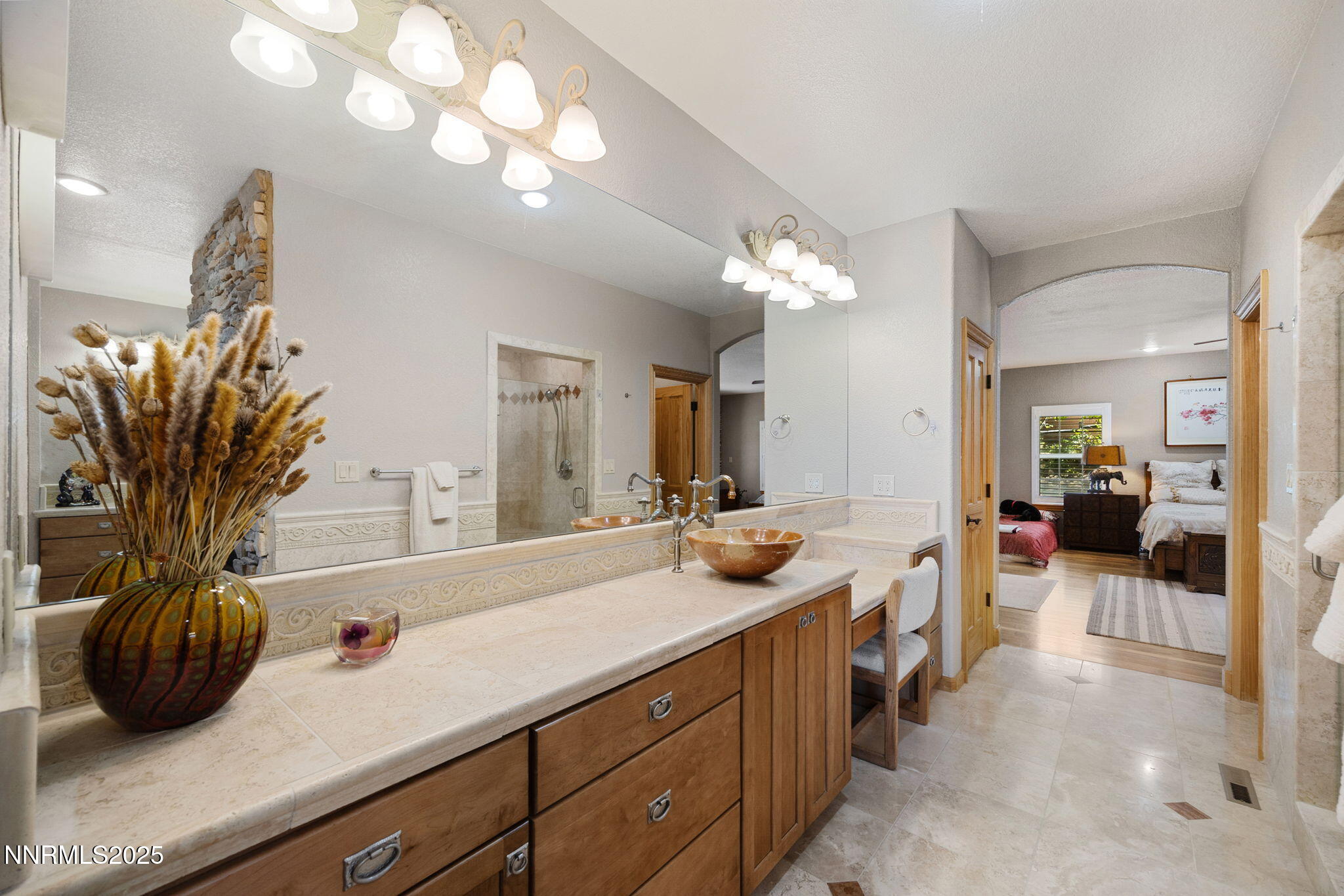 Primary Right Vanity